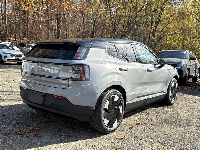 2025 Volvo EX30 Ultra photo 2