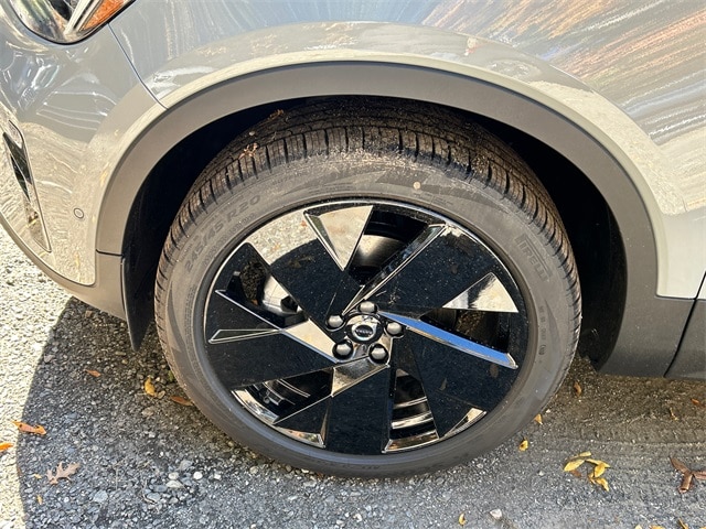 2026 Volvo XC40 Ultra Black Edition - Photo 8