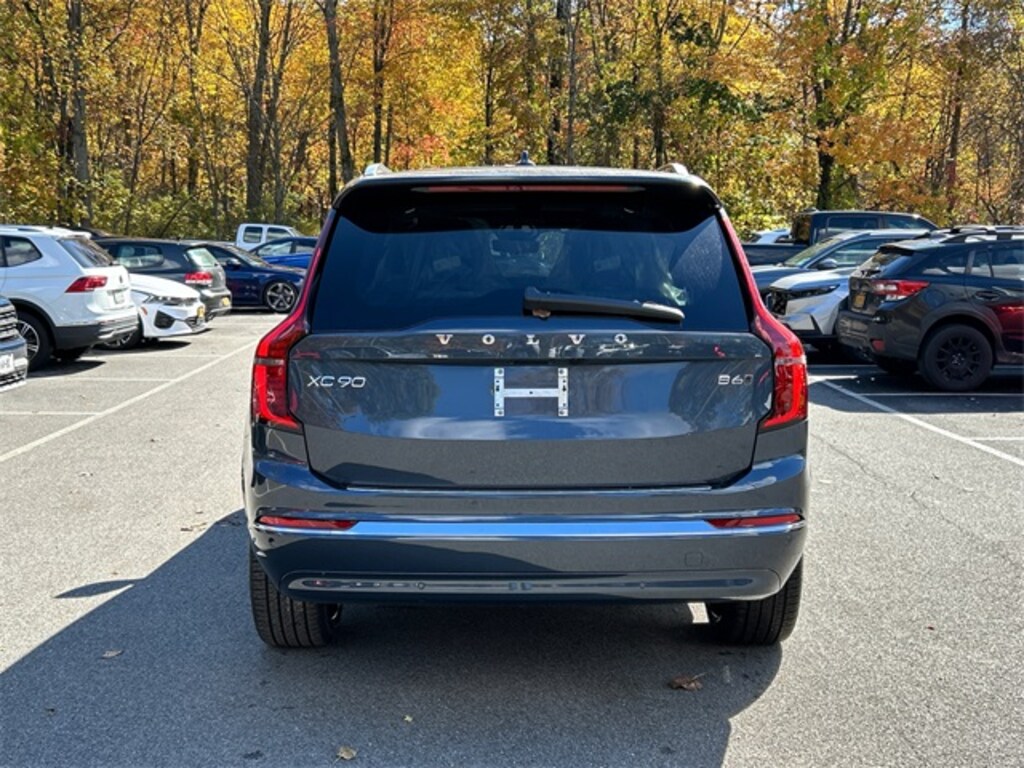 New 2026 Volvo XC90 B6 Plus 7-Seater SUV