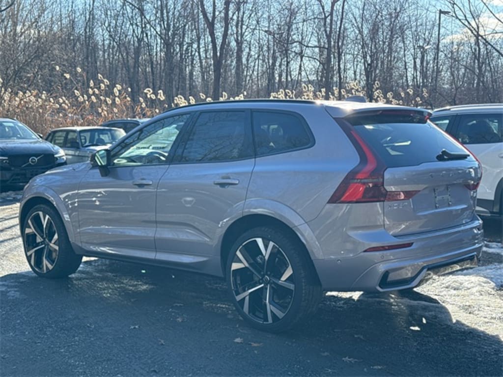 New 2026 Volvo XC60 B5 Ultra SUV