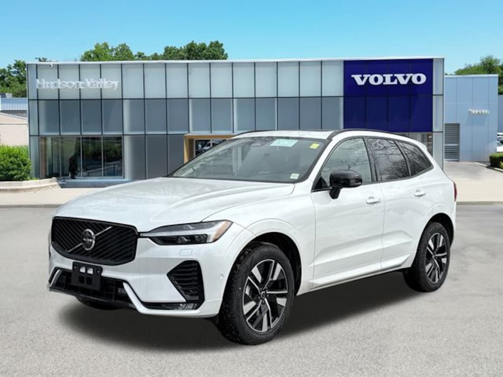 New 2026 Volvo XC60 B5 Plus SUV