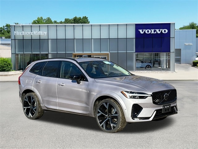 2026 Volvo XC60 Ultra's photo