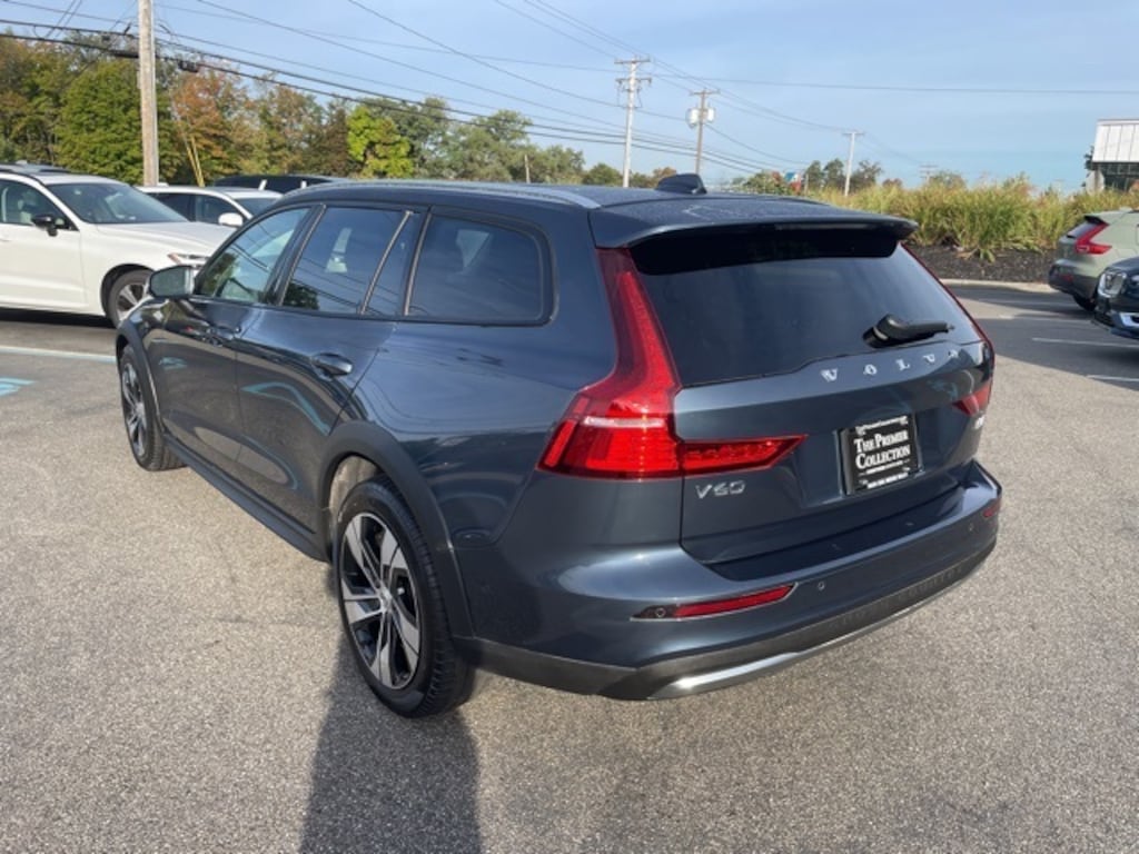 Certified 2024 Volvo V60 Cross Country B5 Plus Wagon
