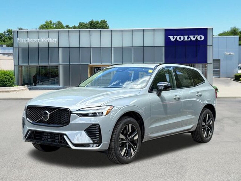 New 2026 Volvo XC60 B5 Plus SUV