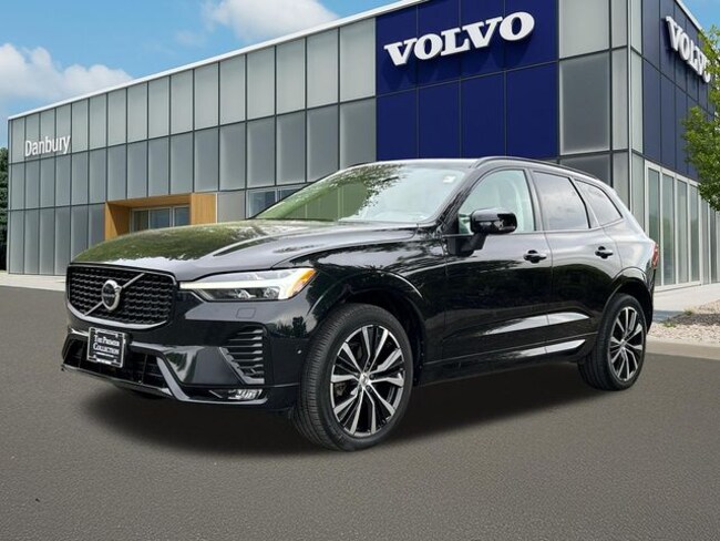 2023 Volvo XC60 B5 AWD Plus Dark SUV