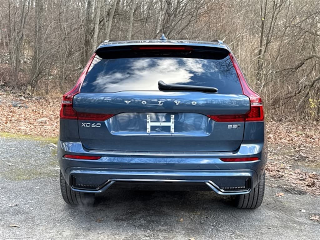 New 2026 Volvo XC60 B5 Ultra SUV