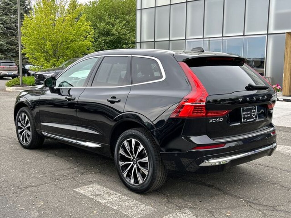 Used 2023 Volvo XC60 B5 AWD Plus Bright SUV
