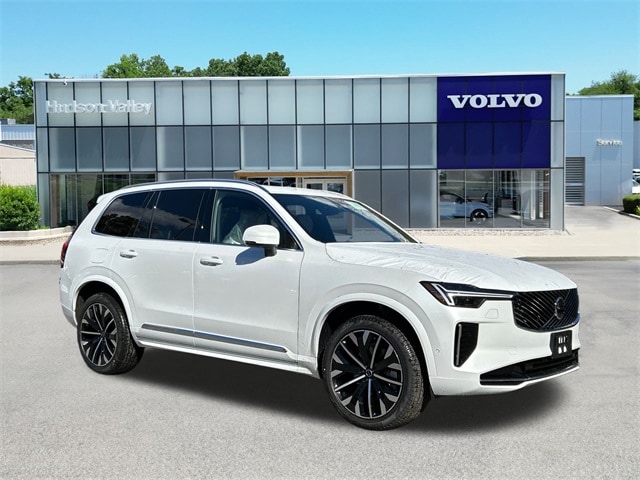2026 Volvo XC90 Ultra's photo