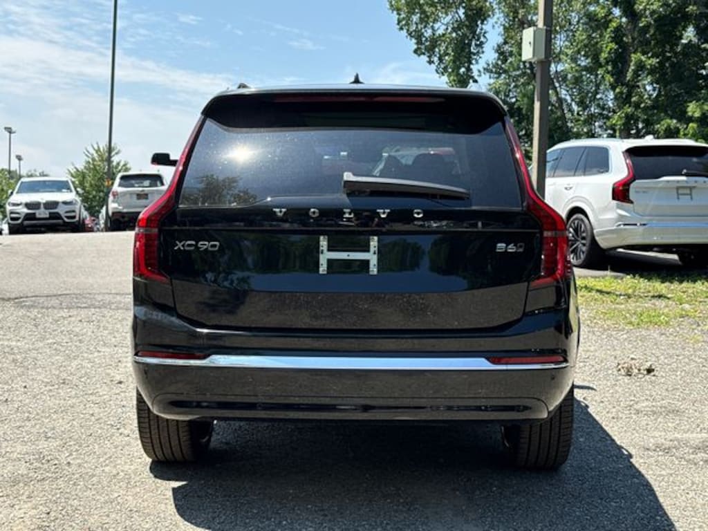 New 2026 Volvo XC90 B6 Plus 7-Seater SUV