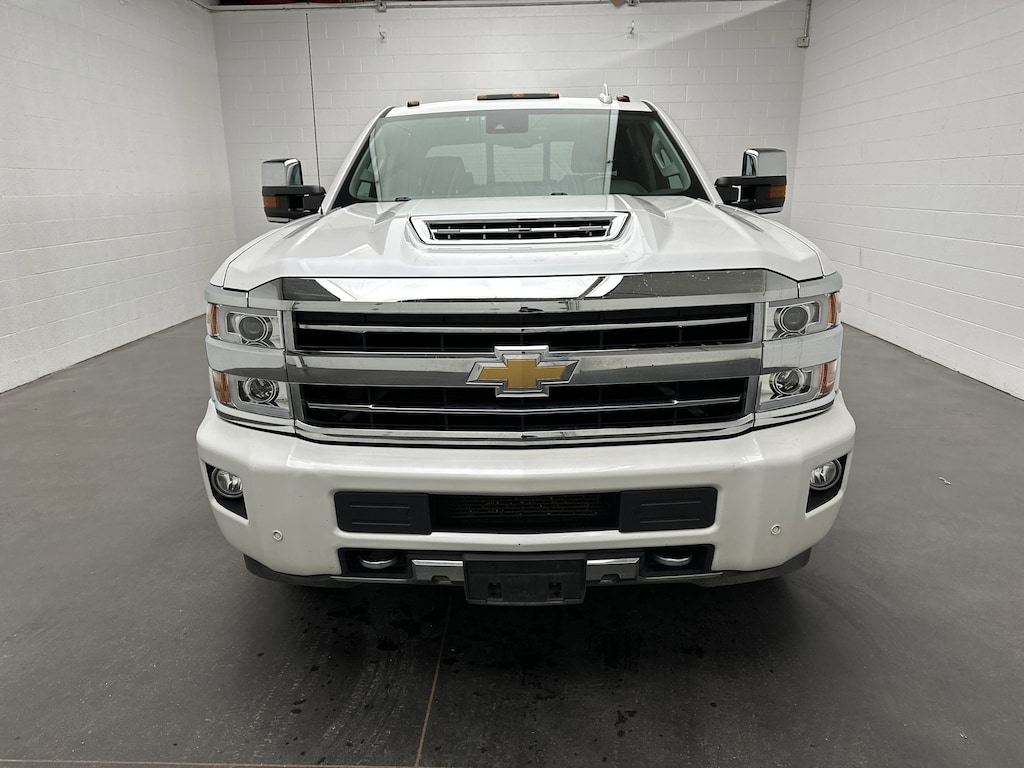 Used 2019 Chevrolet Silverado 3500 HD High Country Truck Crew Cab