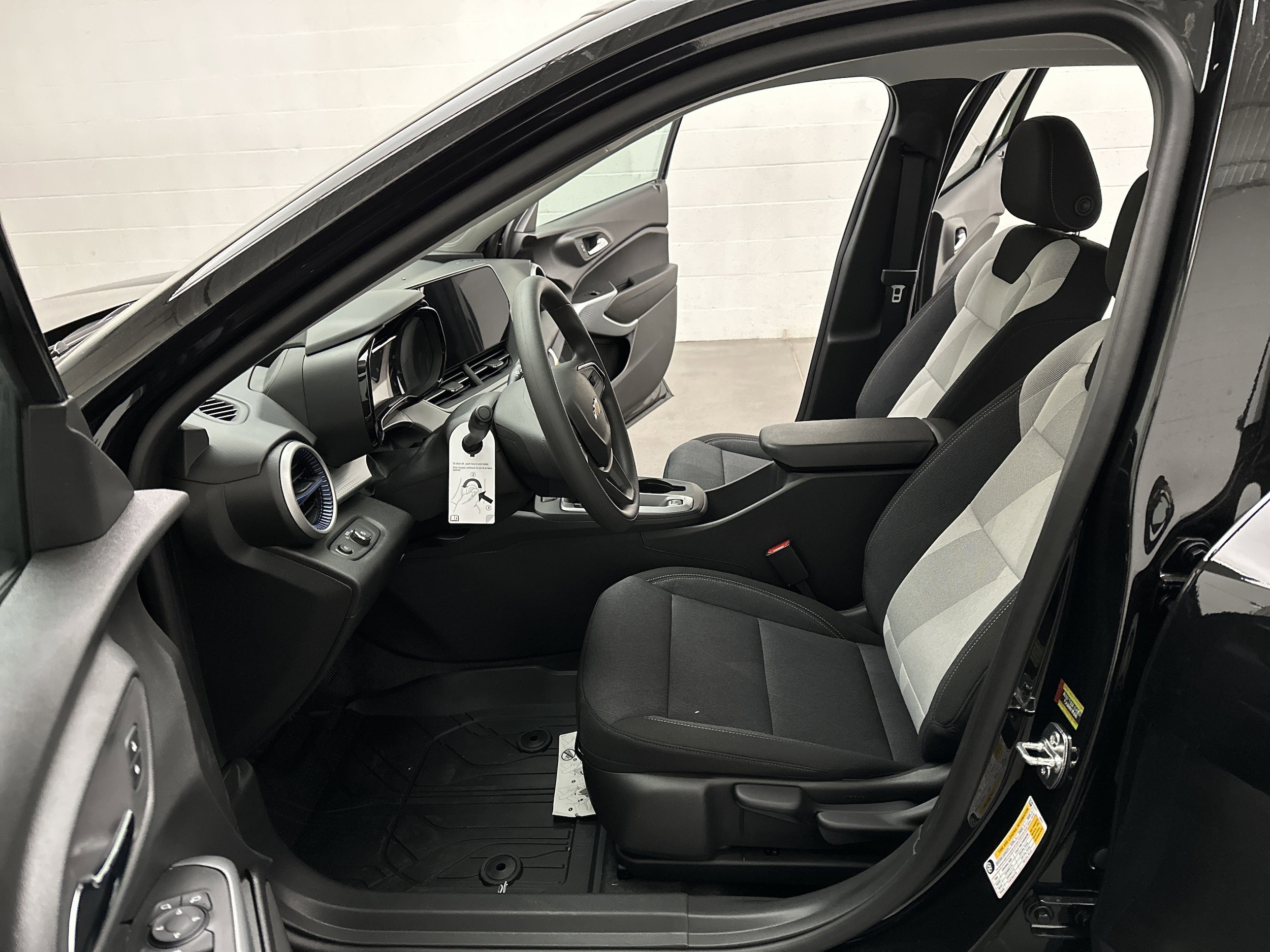 2026 Chevrolet Trax LS - Photo 17