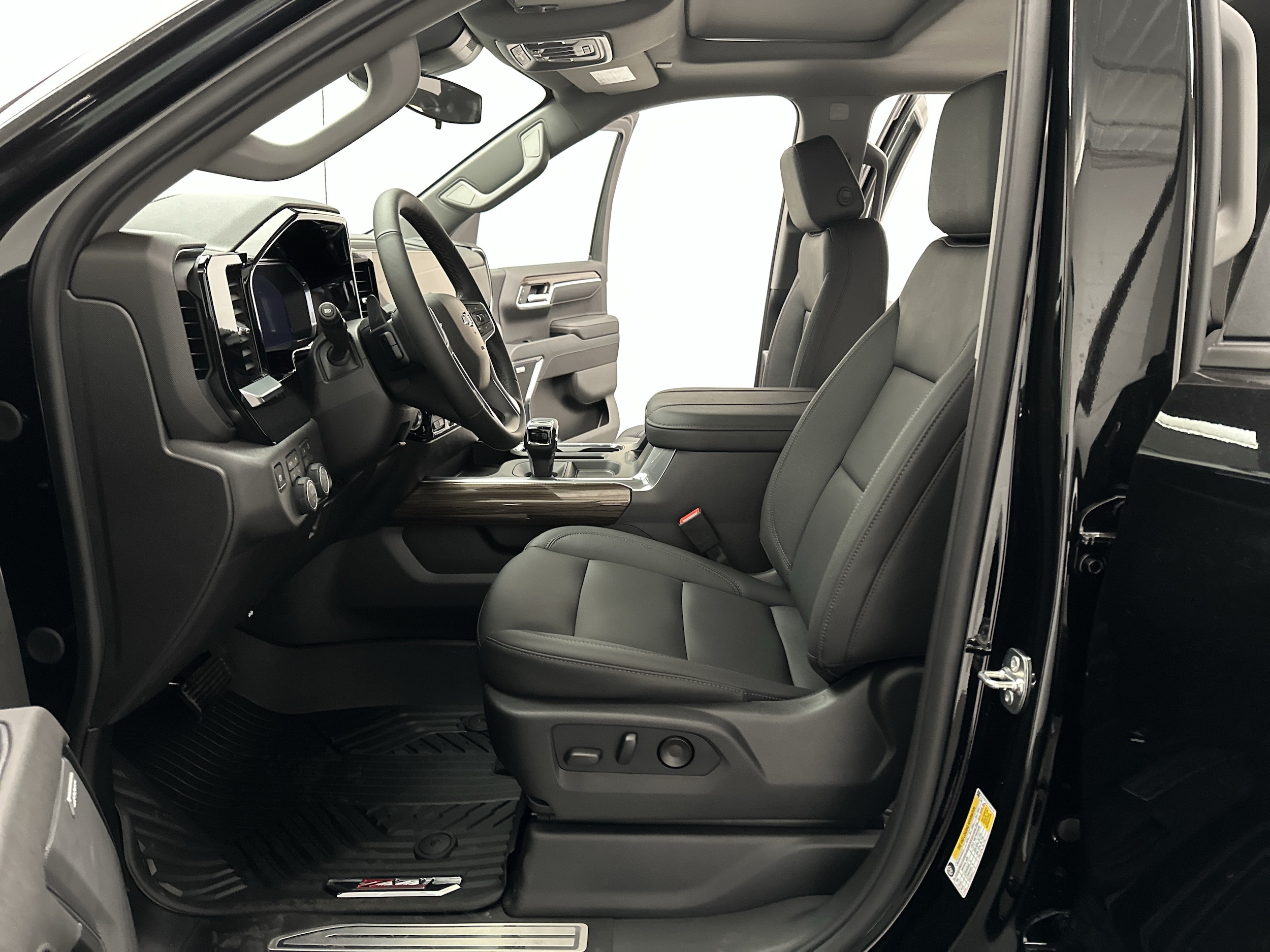 2026 Chevrolet Silverado 1500 LT Trail Boss - Photo 20