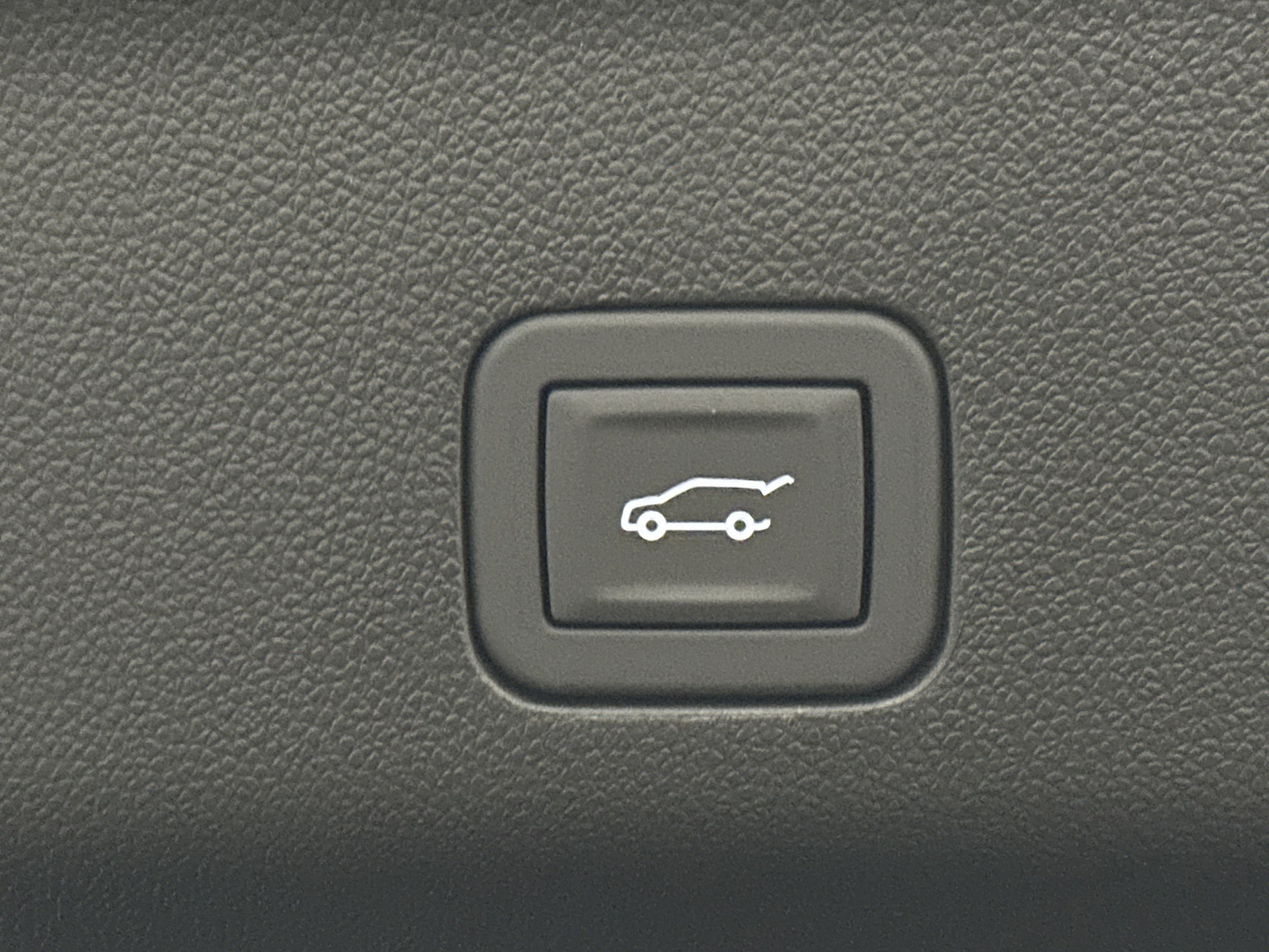 2026 Chevrolet Suburban High Country - Photo 17