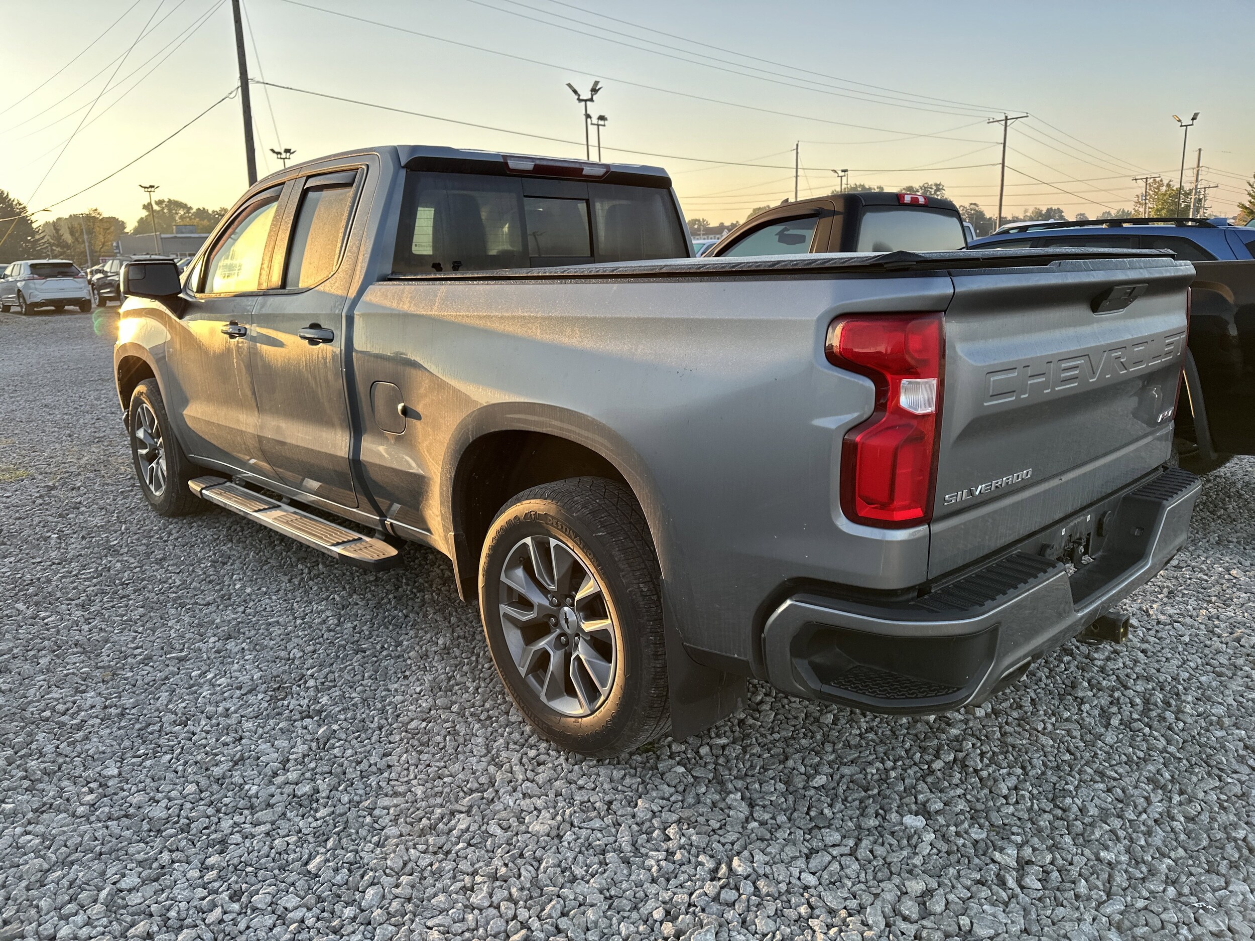 2020 Chevrolet Silverado 1500 RST photo 3