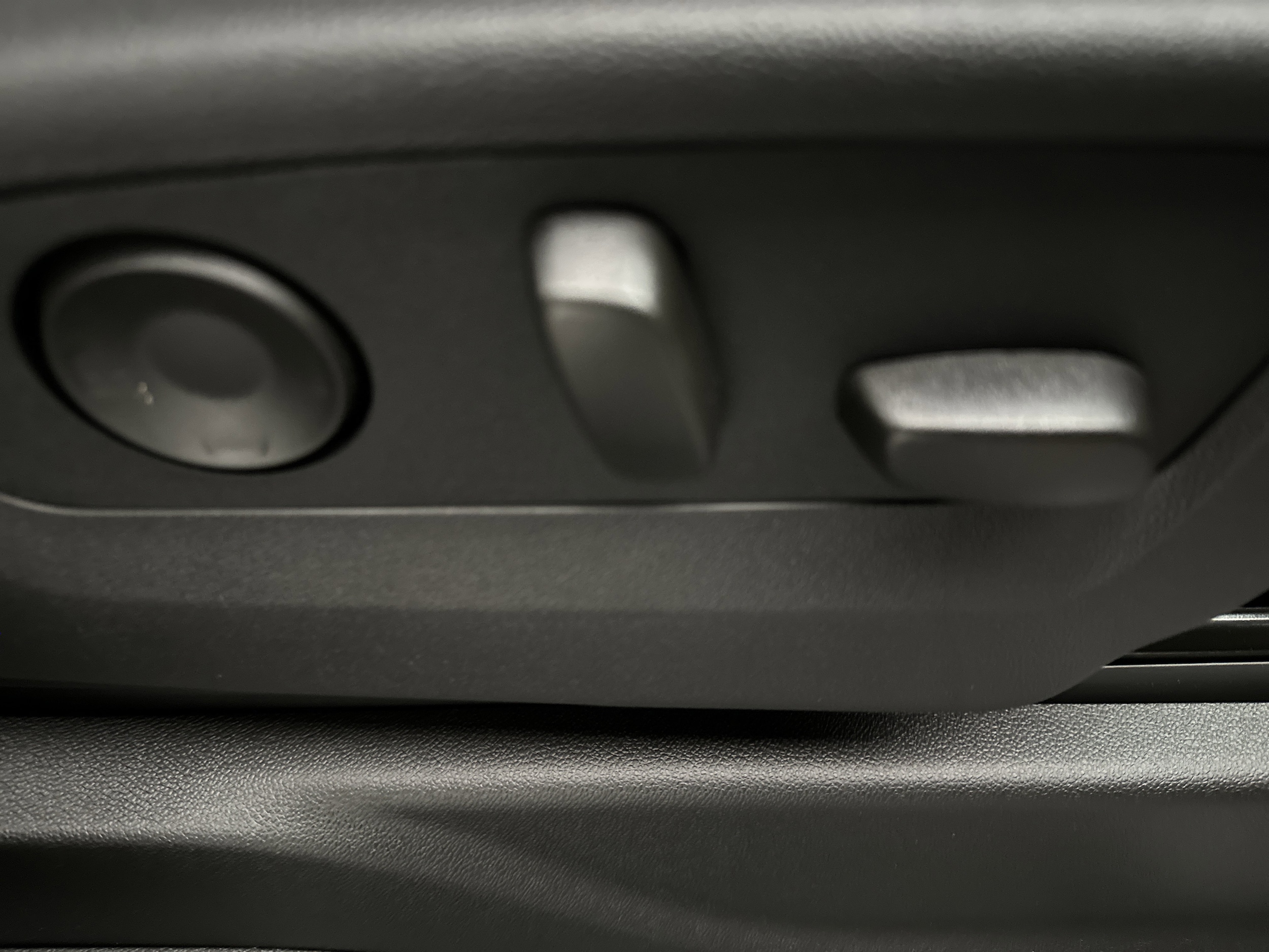 2026 Chevrolet Suburban High Country - Photo 29