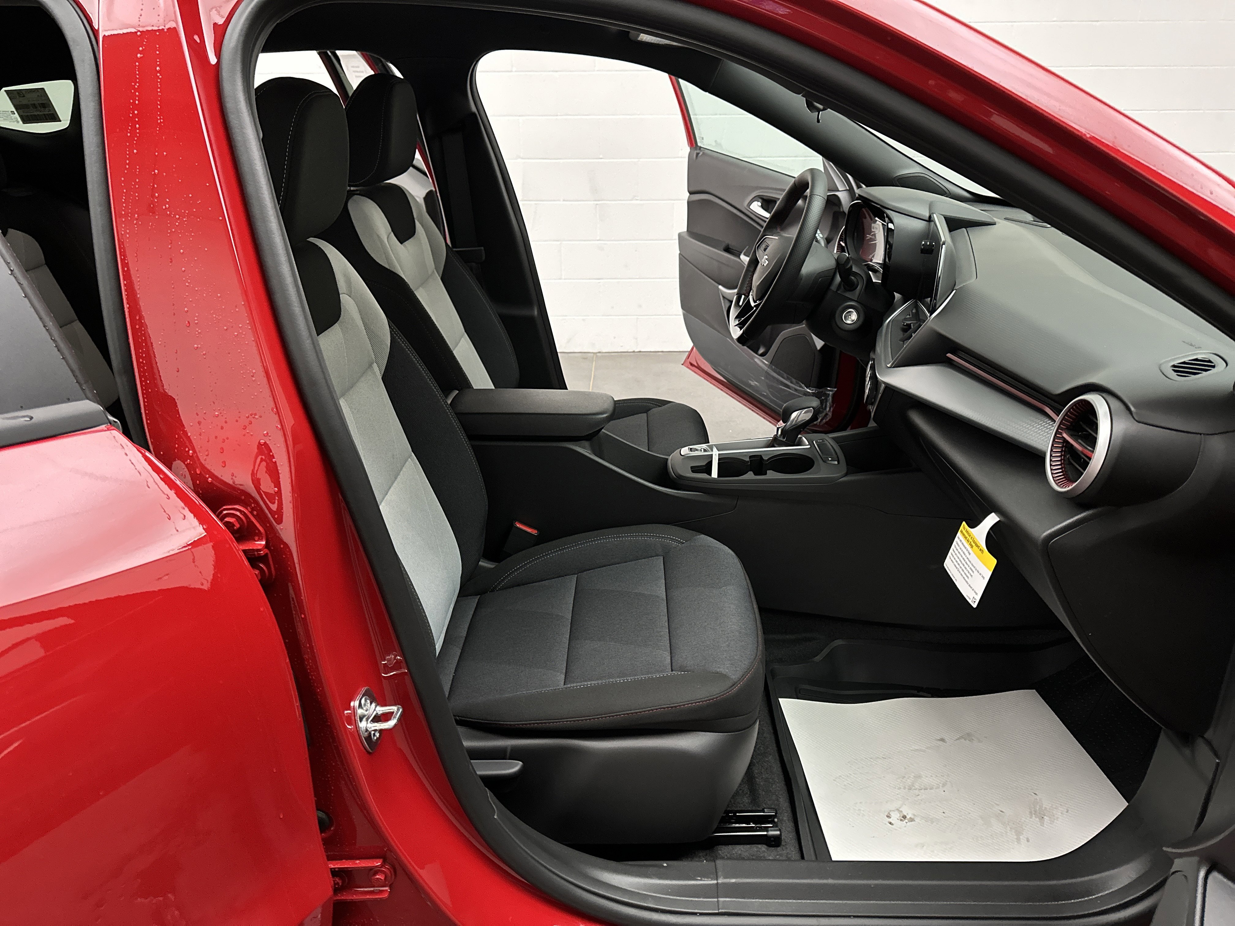 2026 Chevrolet Trax RS - Photo 21