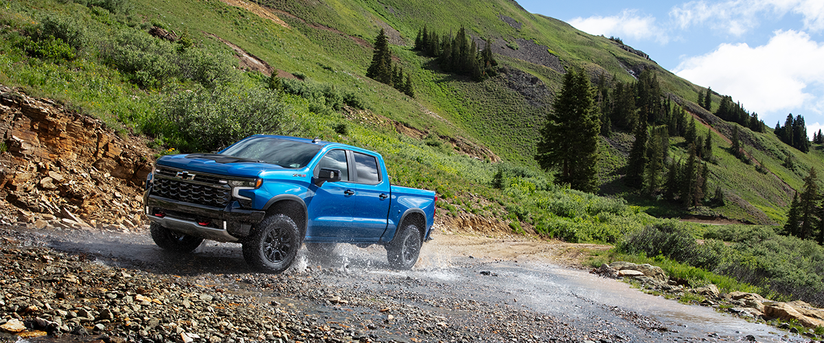 Chevy silverado 1500 2 7l i4 vs the 5 3l v8 matthews chevrolet