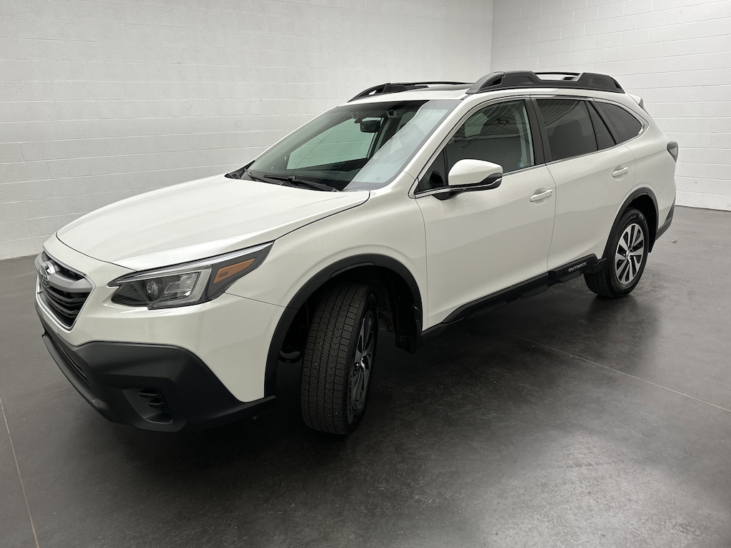 Used 2022 Subaru Outback Premium SUV