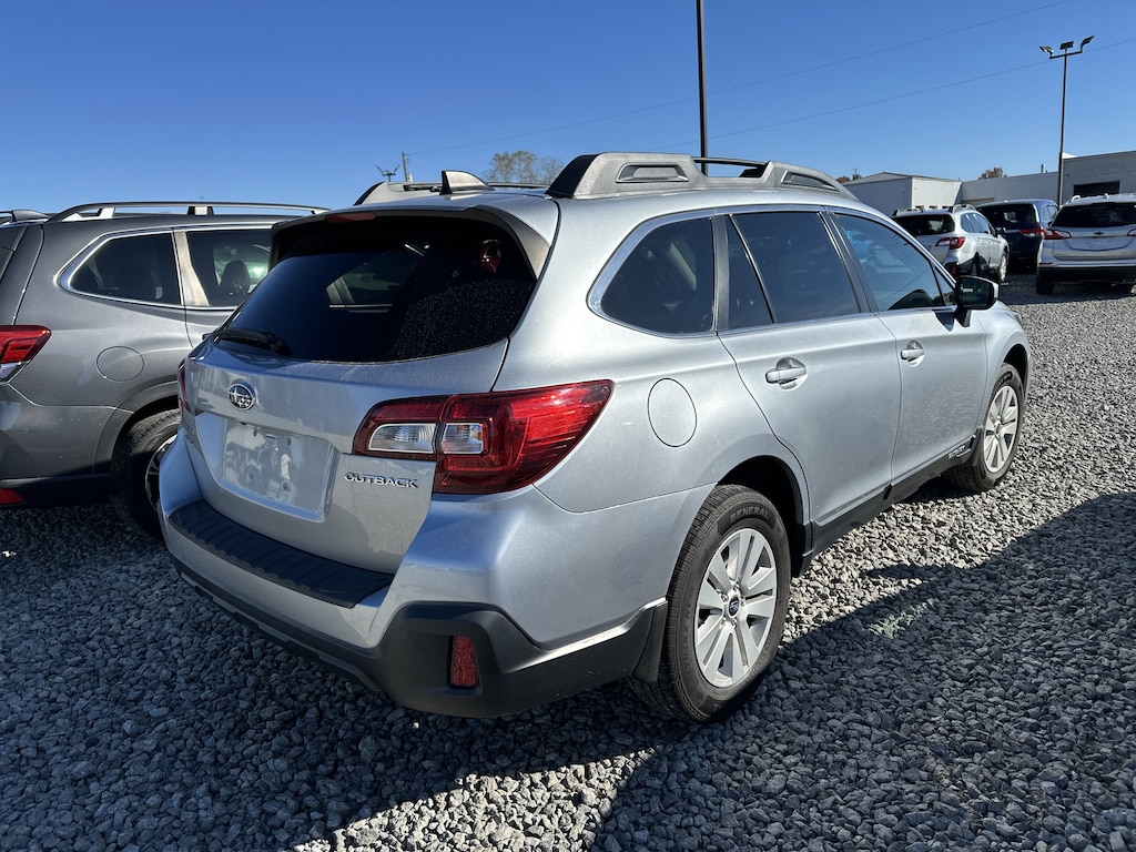 Used 2018 Subaru Outback Premium SUV