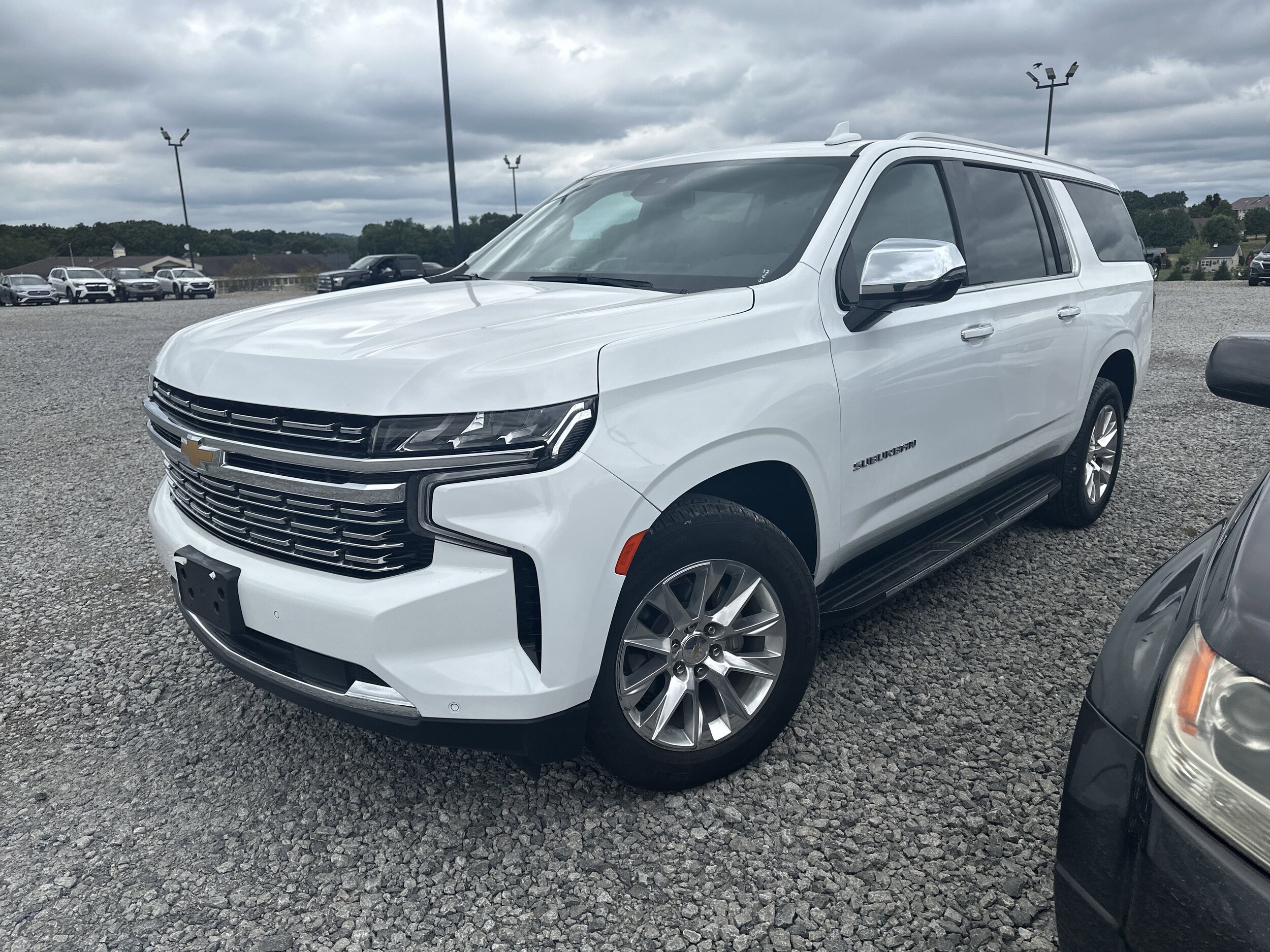 2023 Chevrolet Suburban Premier photo 4