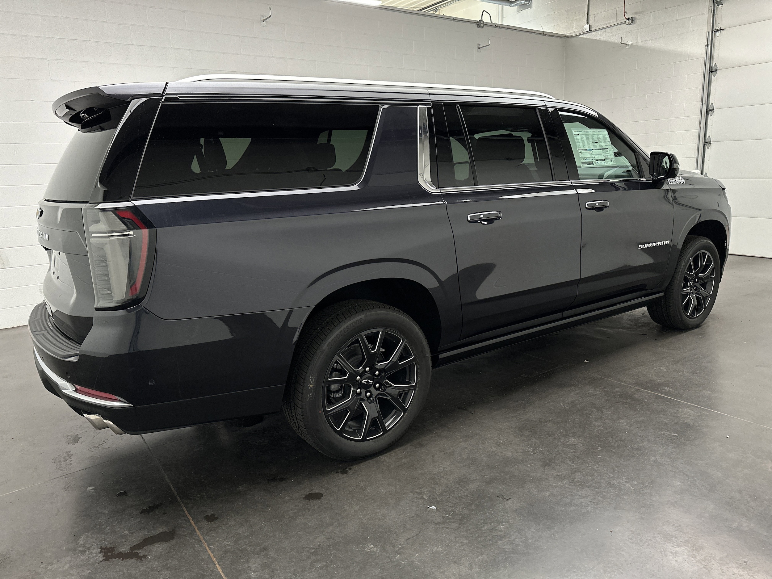 2026 Chevrolet Suburban High Country - Photo 11