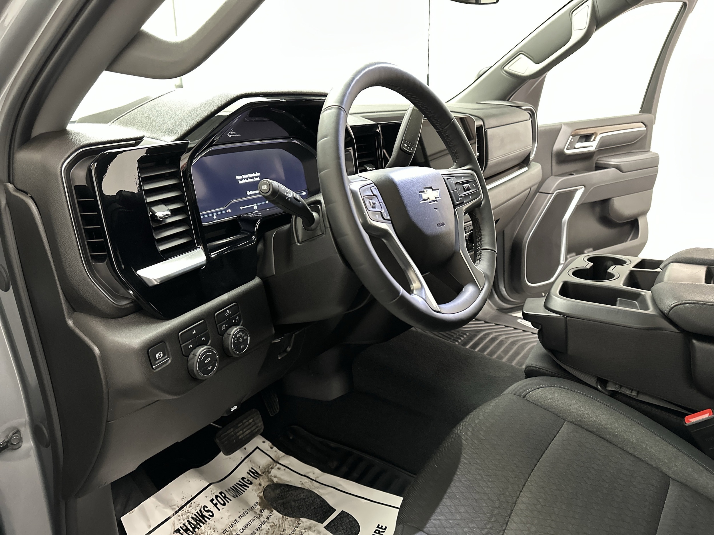 2025 Chevrolet Silverado 2500HD LT - Photo 18