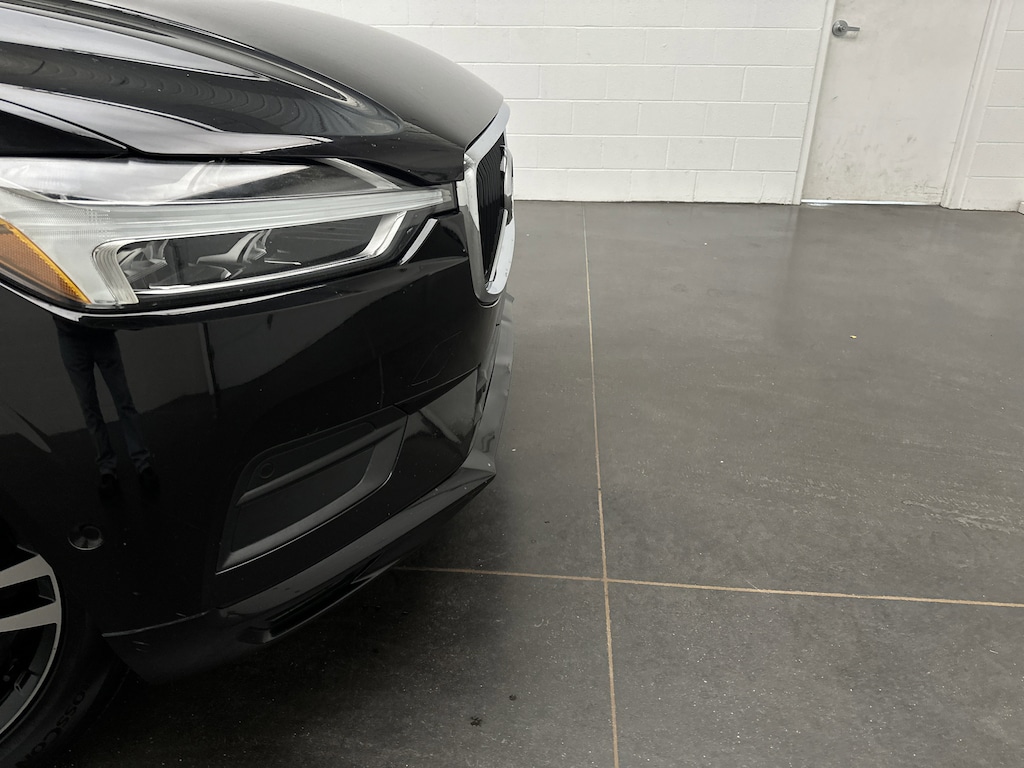 Used 2018 Volvo XC60 Momentum SUV