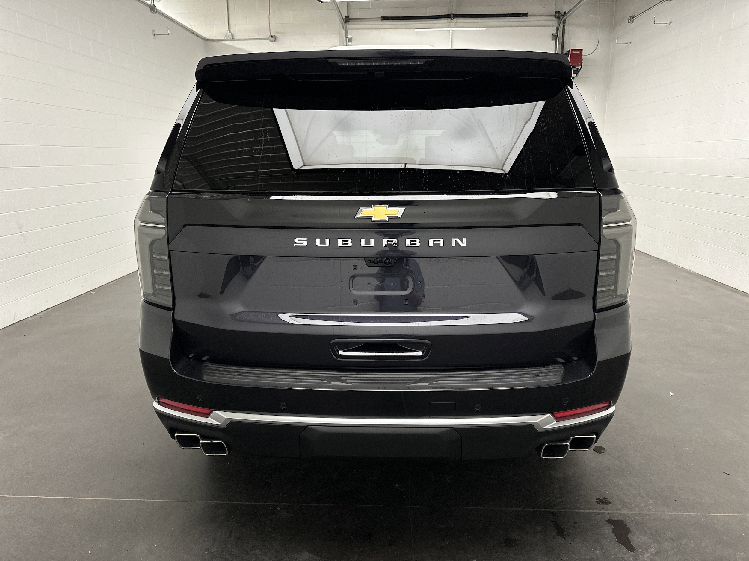 2026 Chevrolet Suburban High Country - Photo 9