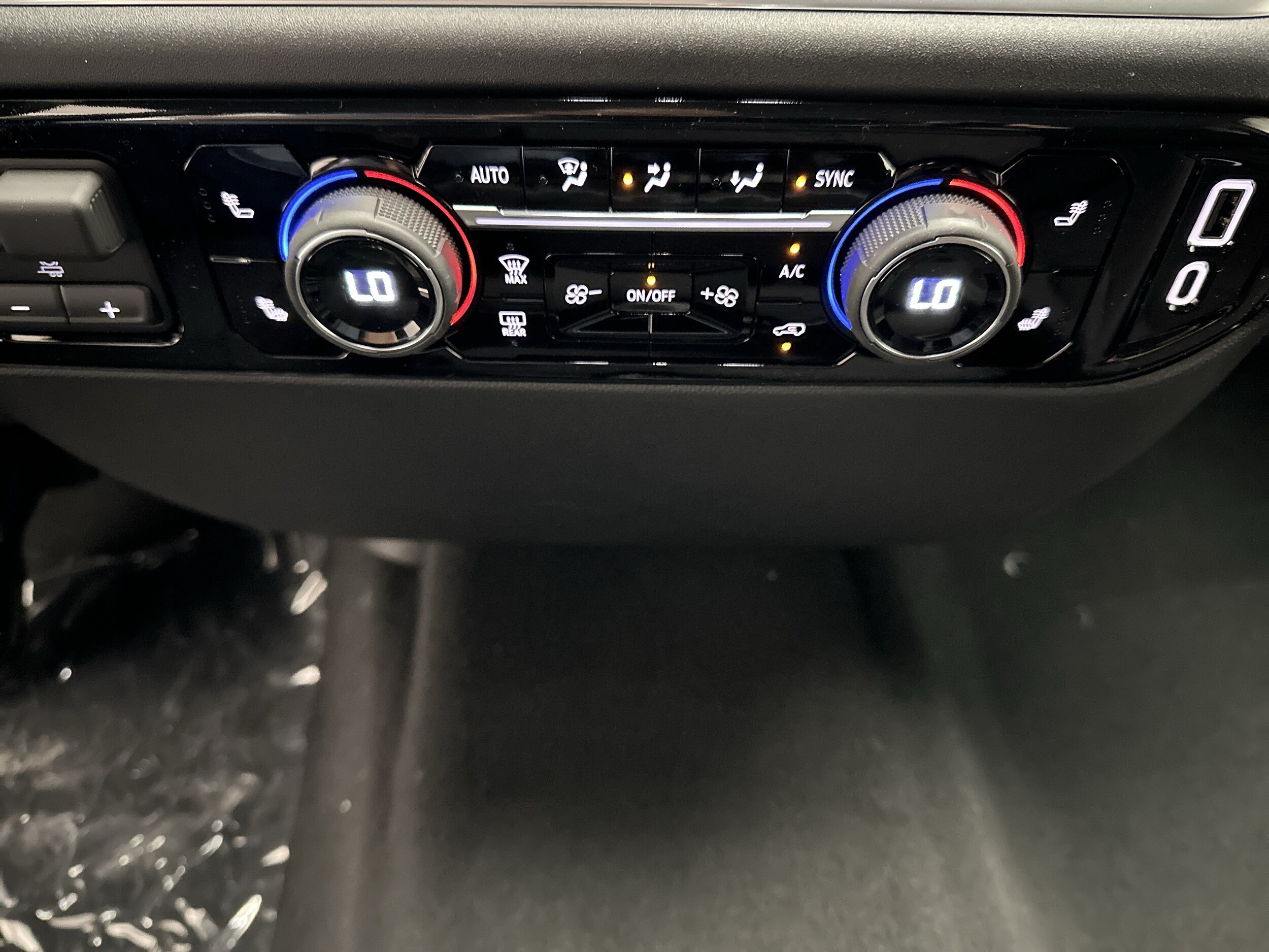 2026 Chevrolet Silverado 1500 LT - Photo 35