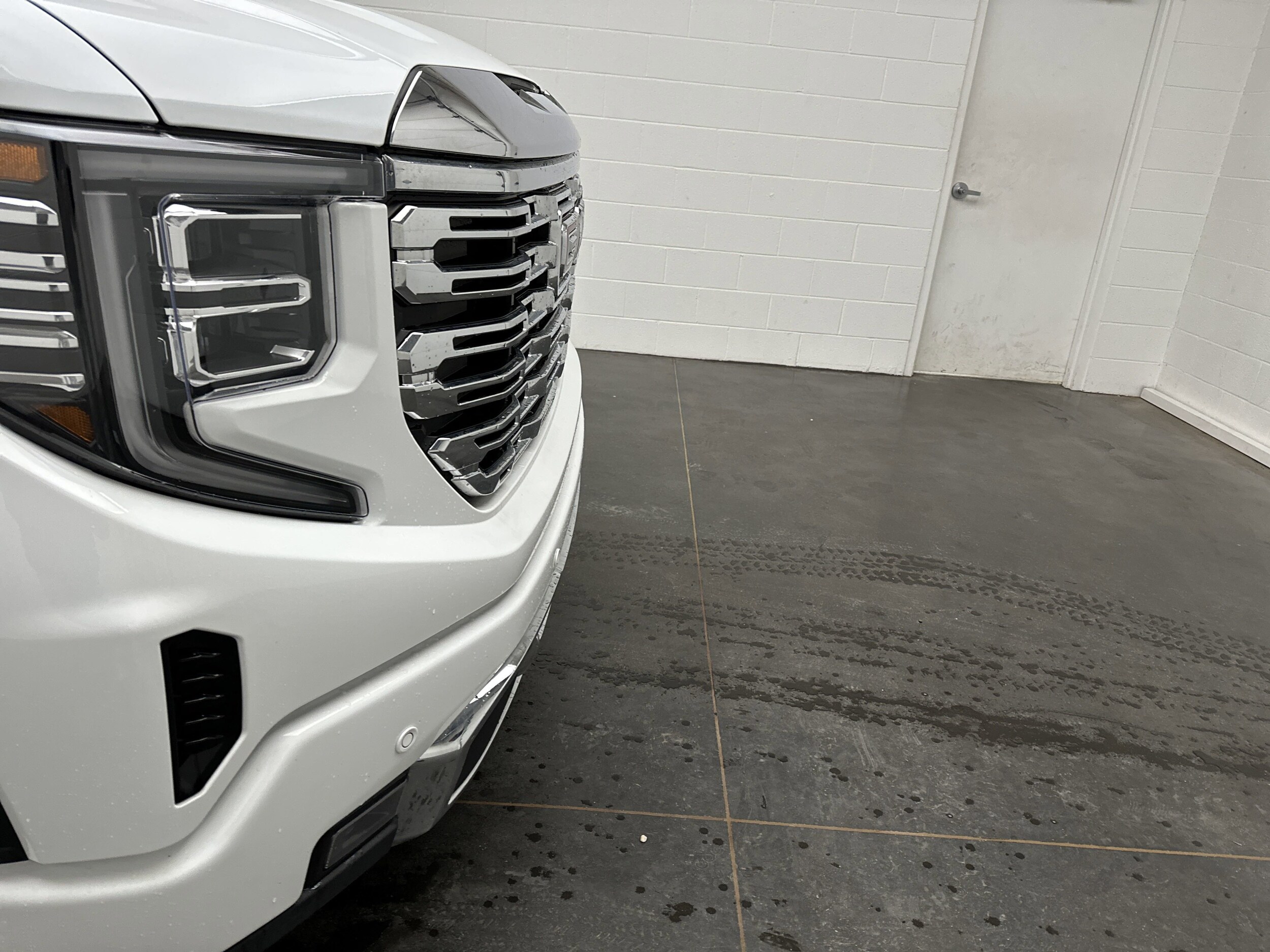 2024 Gmc Sierra 1500 Denali photo 2