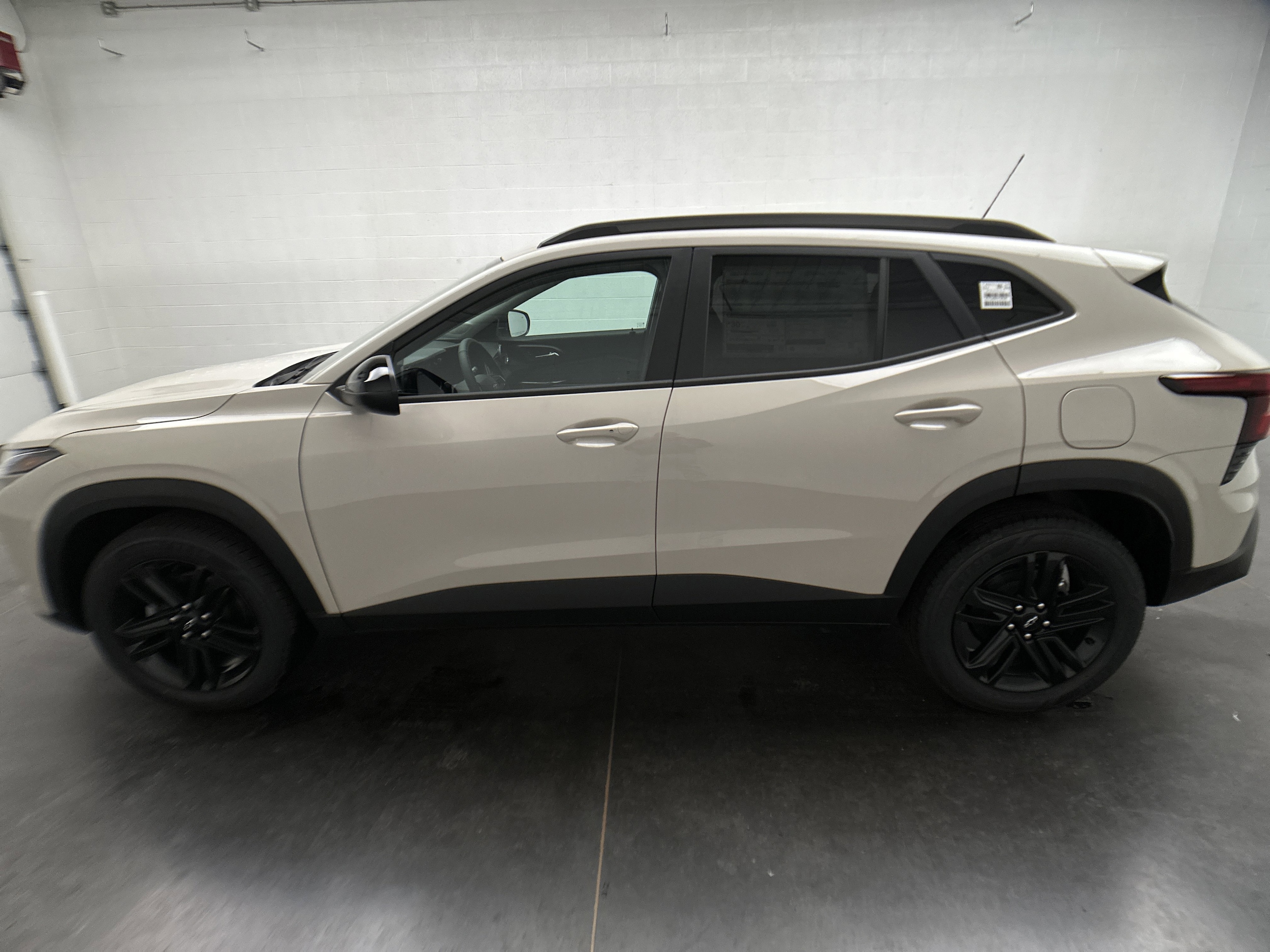 2026 Chevrolet Trax Activ - Photo 6