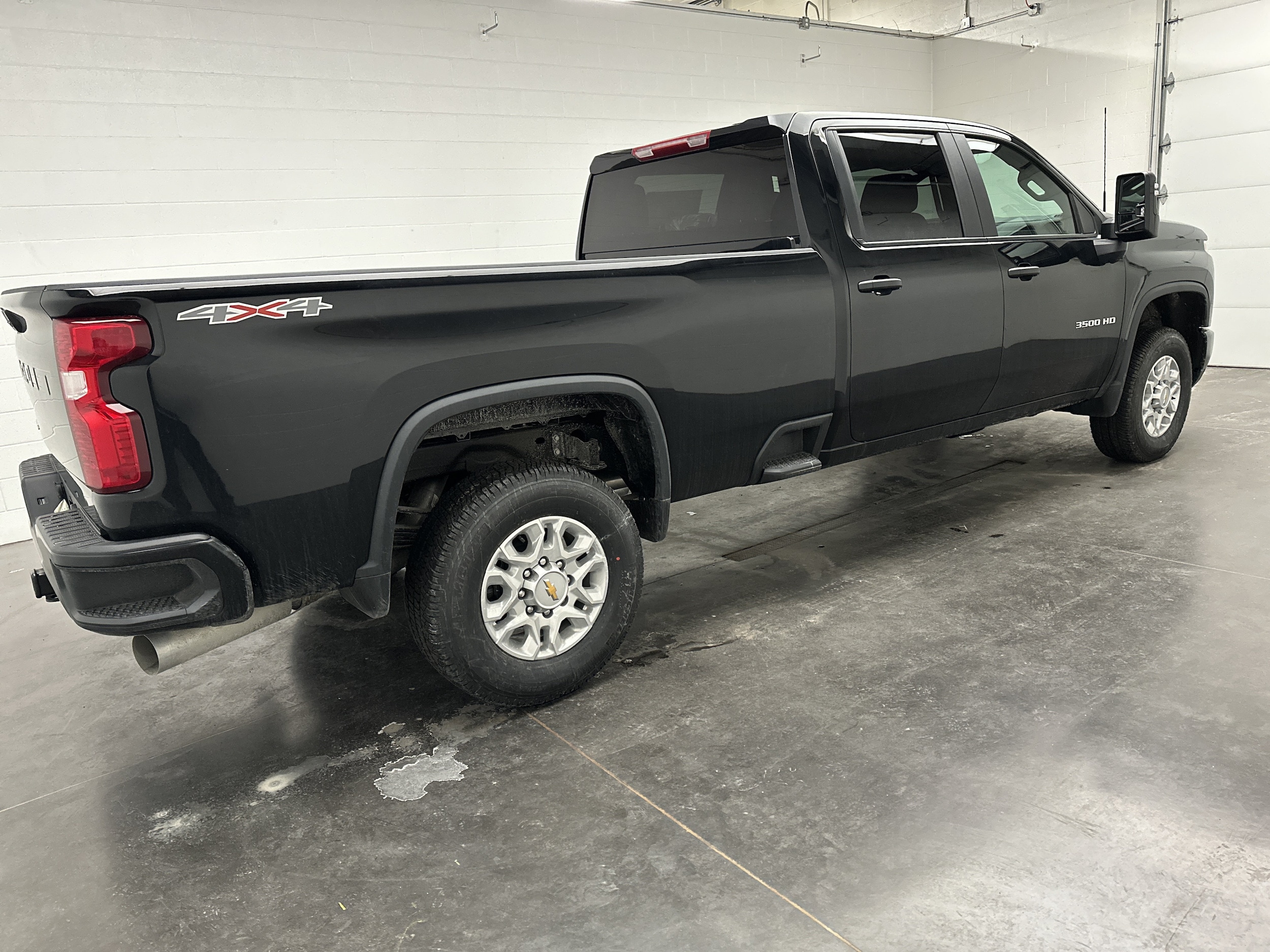2026 Chevrolet Silverado 3500 HD Work Truck - Photo 10