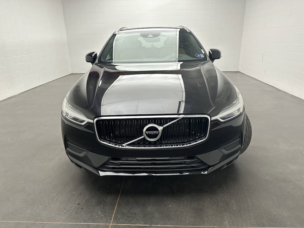 Used 2018 Volvo XC60 Momentum SUV