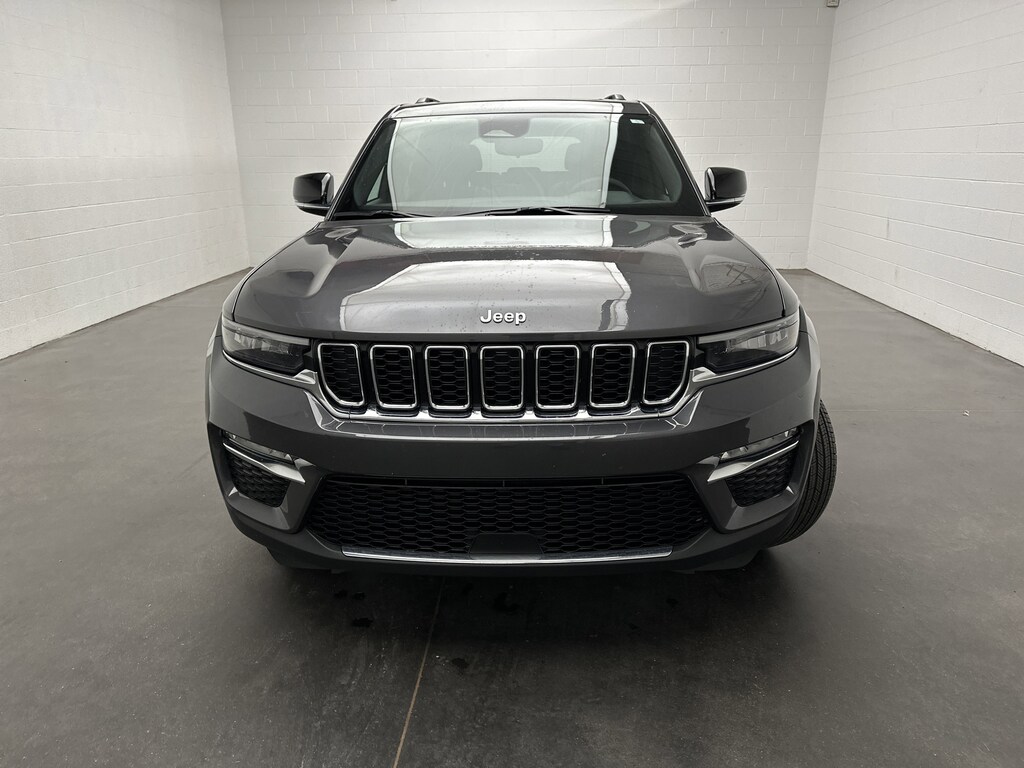 Used 2024 Jeep Grand Cherokee Limited SUV
