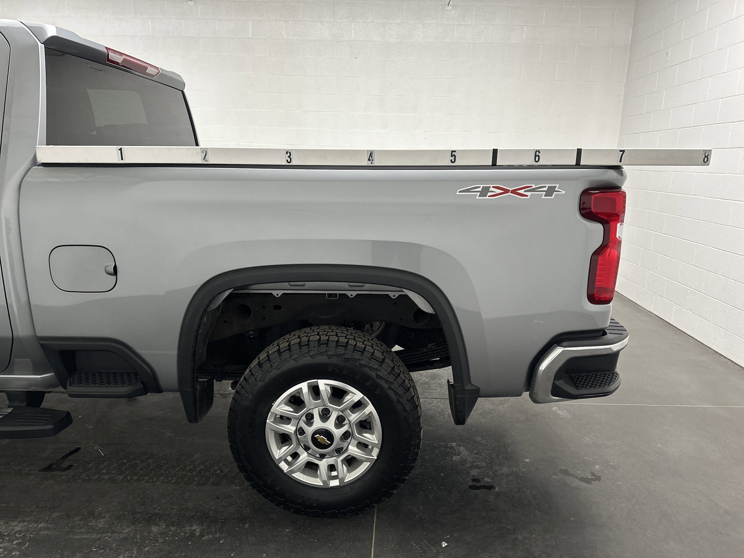 2025 Chevrolet Silverado 2500HD LT - Photo 6