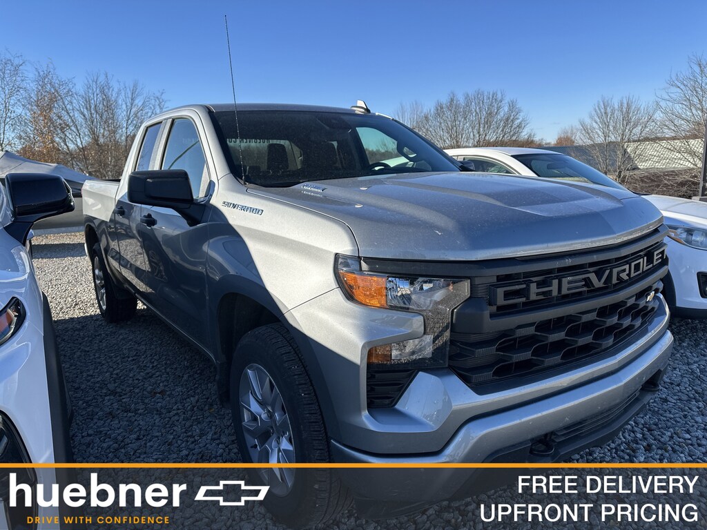 New 2025 Chevrolet Silverado 1500 Custom Truck