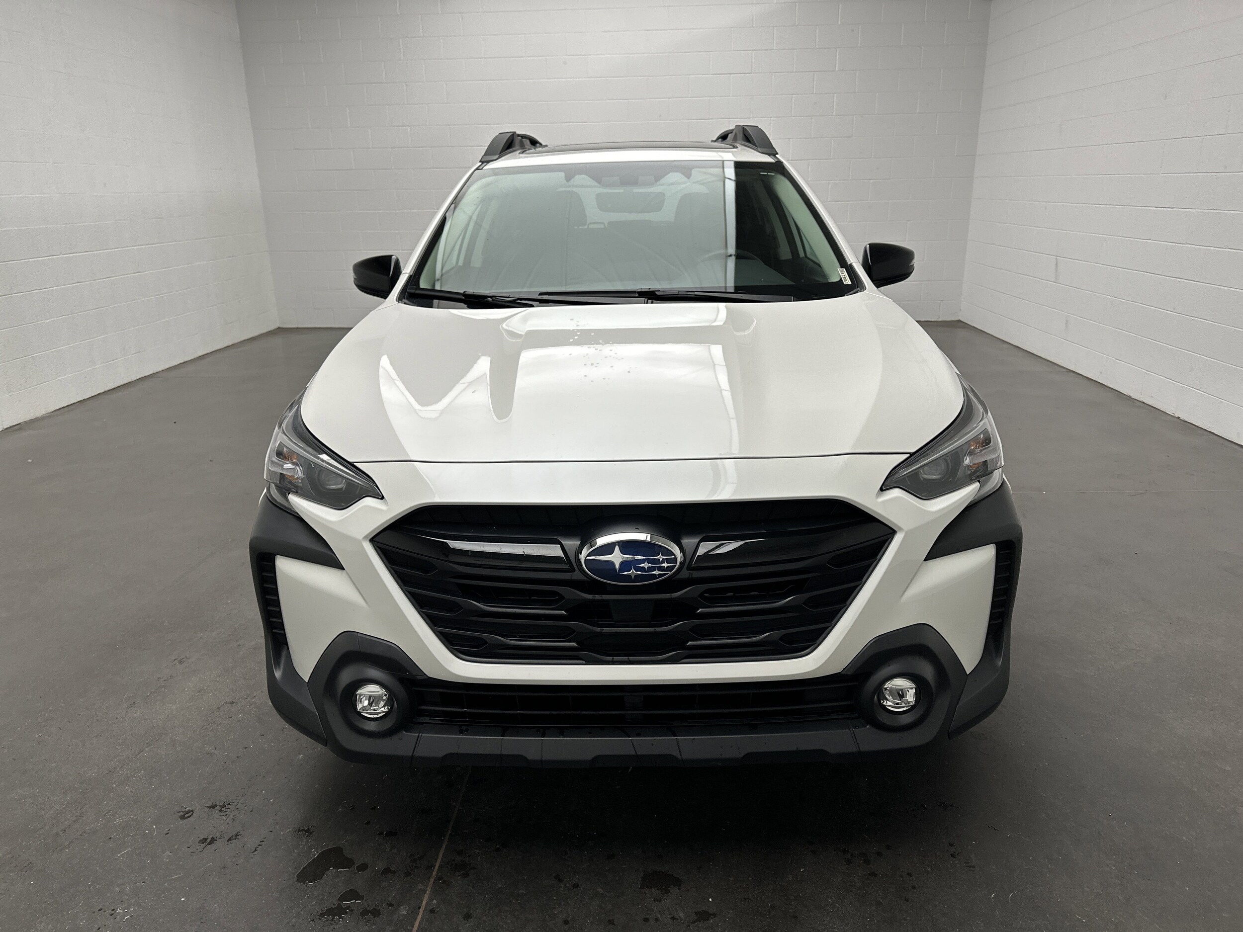 2025 Subaru Outback Onyx Edition photo 2