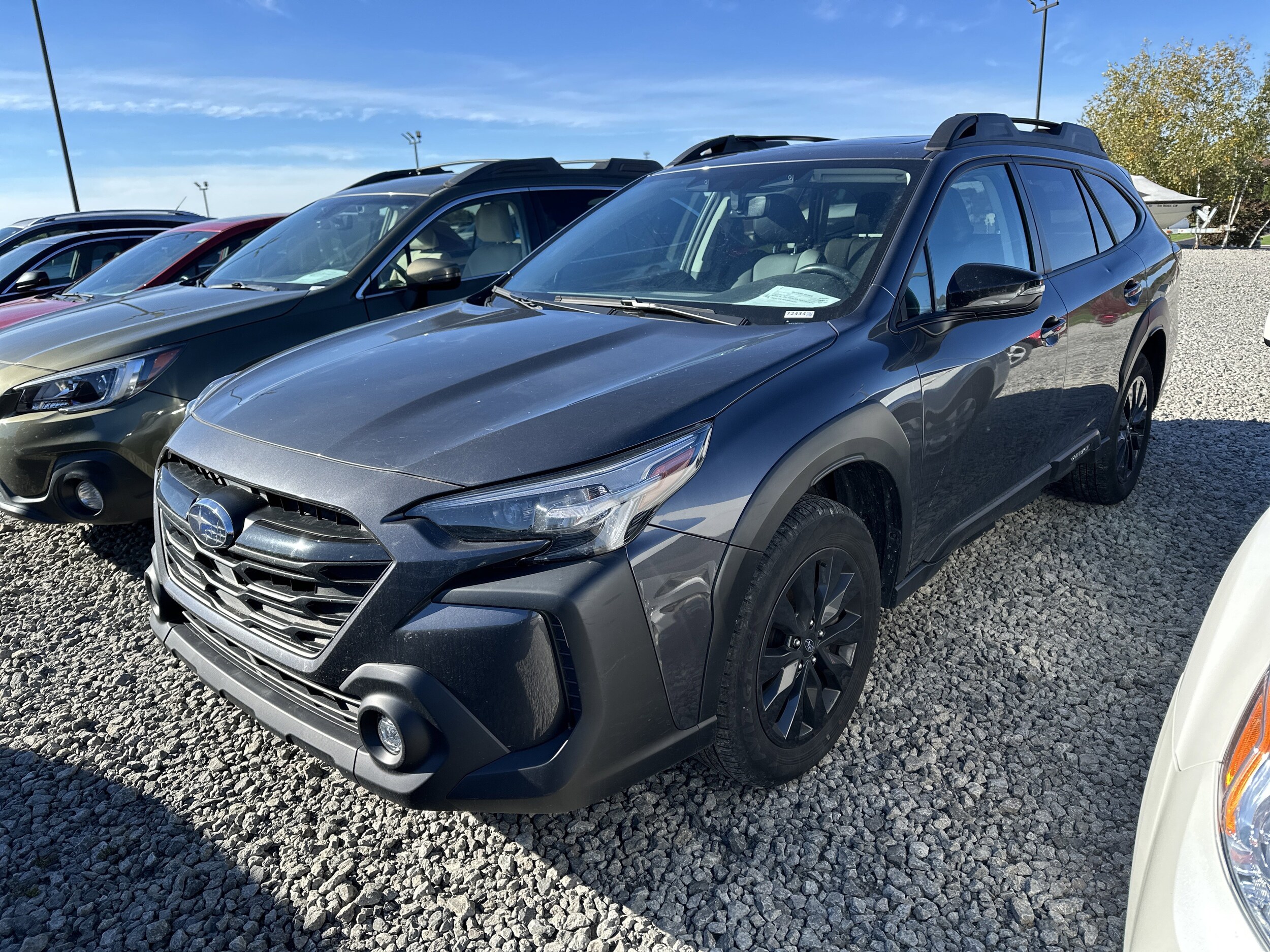 2023 Subaru Outback Onyx Edition XT photo 3
