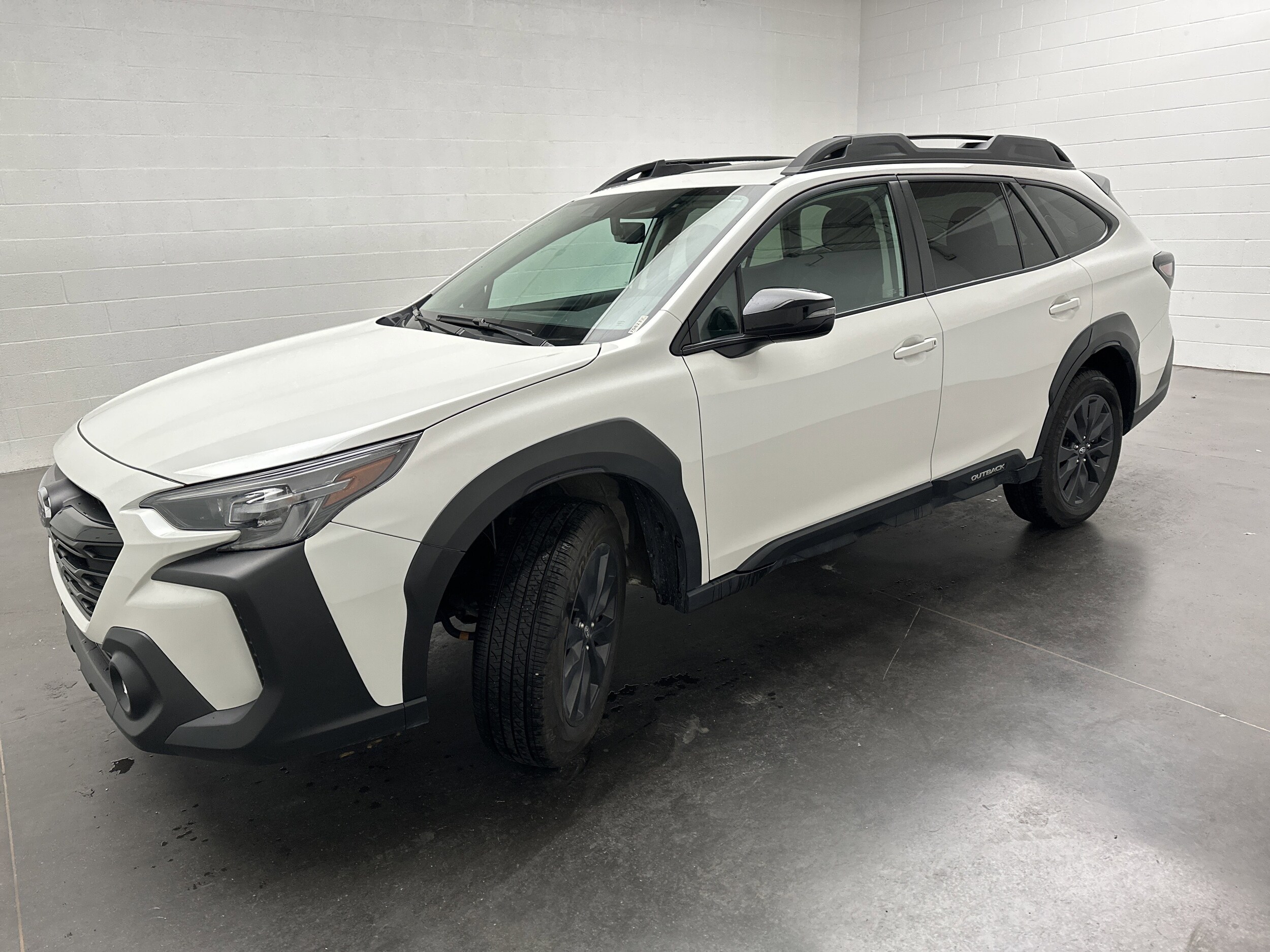 2025 Subaru Outback Onyx Edition photo 3