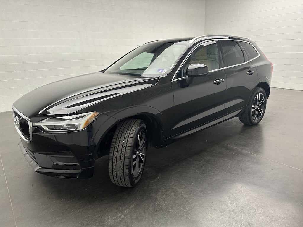 Used 2018 Volvo XC60 Momentum SUV