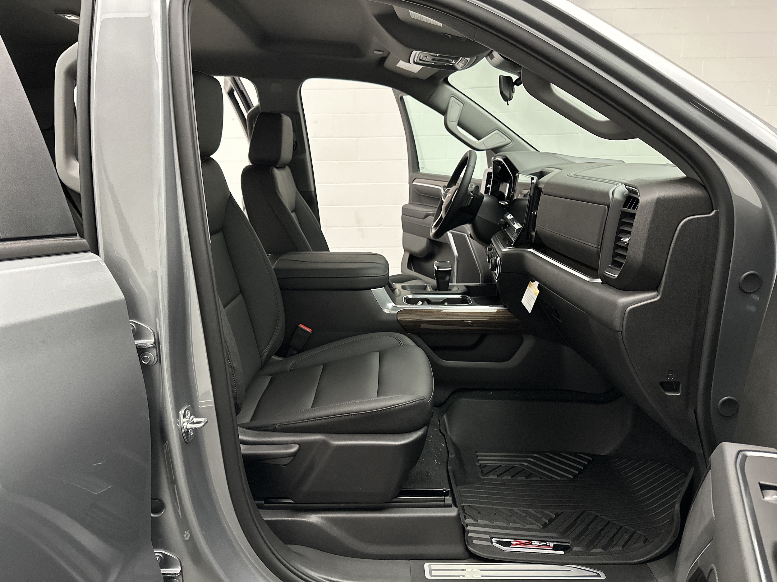 2026 Chevrolet Silverado 1500 LT - Photo 19