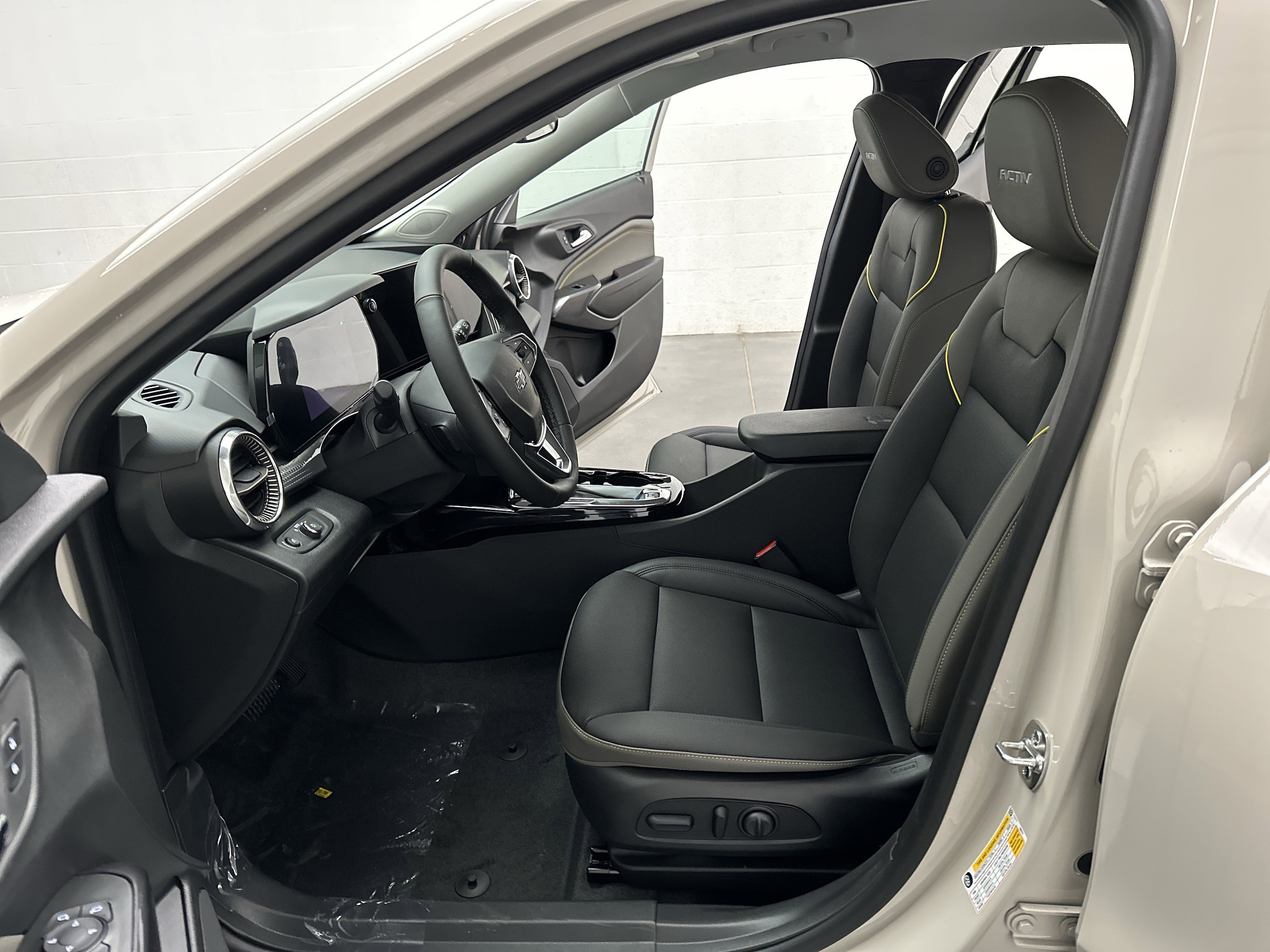 2026 Chevrolet Trax Activ - Photo 18