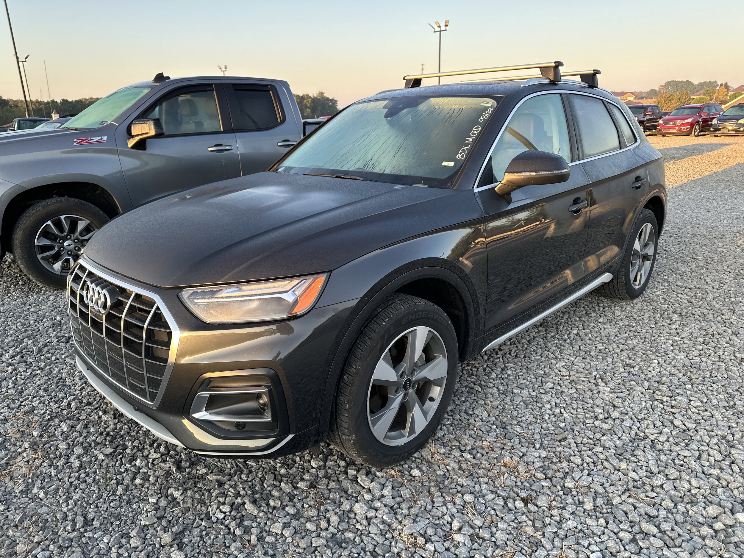 2023 Audi Q5 40 Premium Plus photo 3