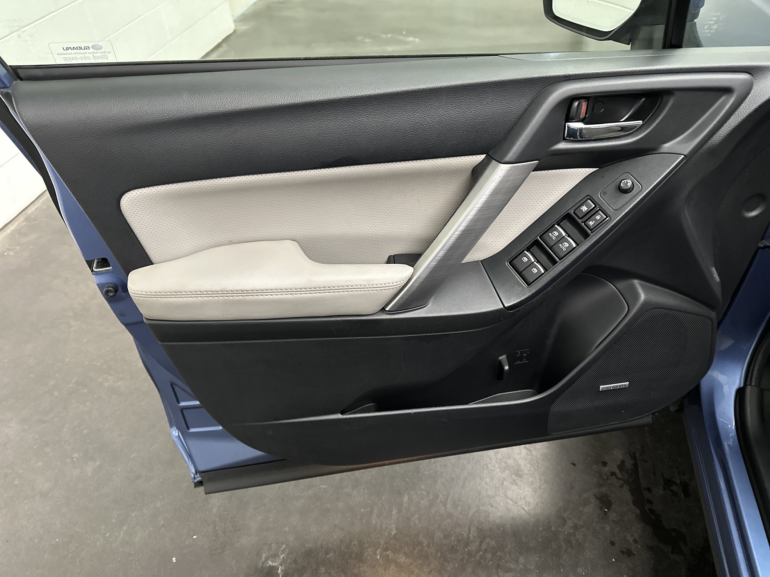 2018 Subaru Forester Limited - Photo 17