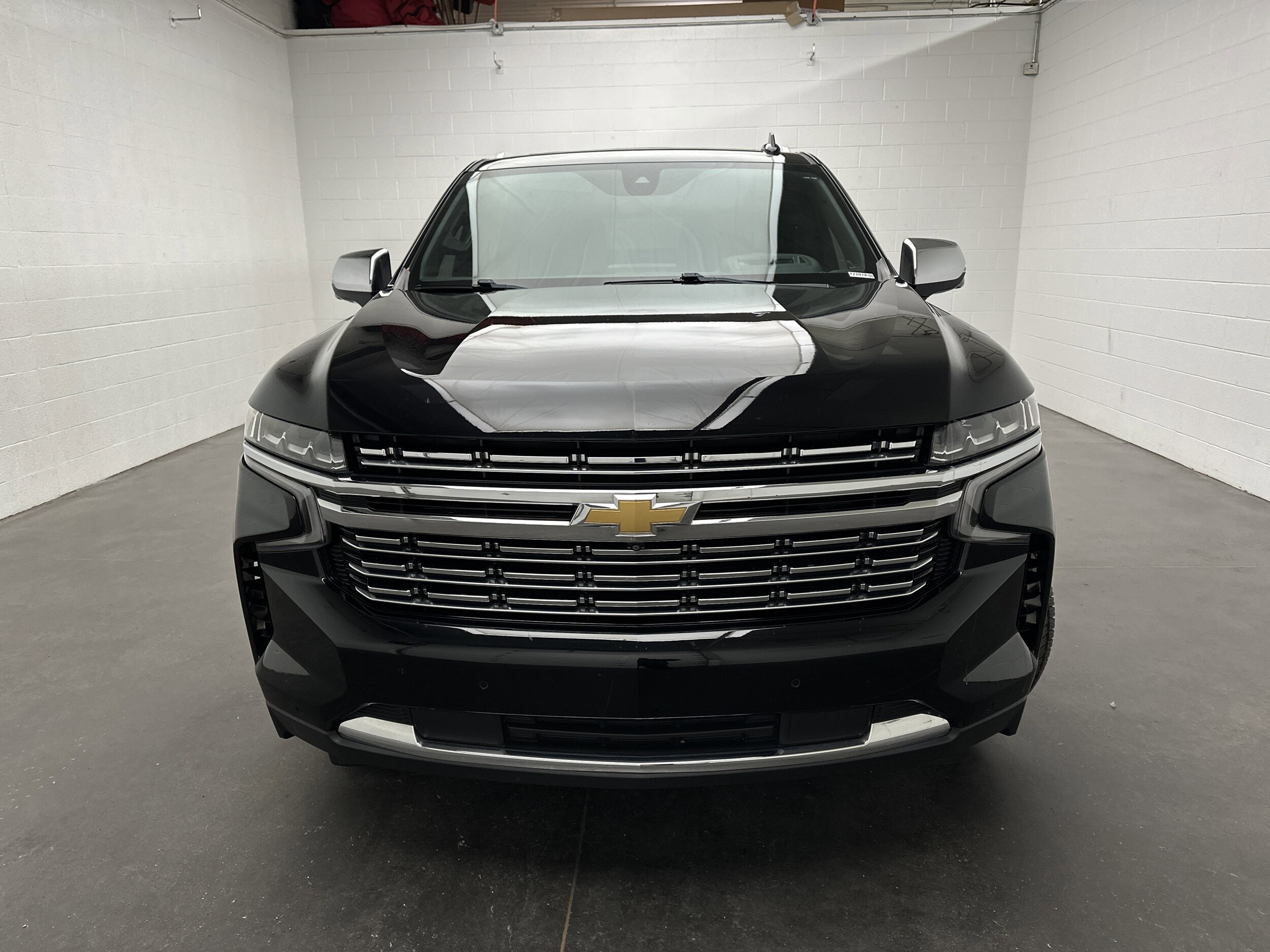 2021 Chevrolet Tahoe Premier photo 2