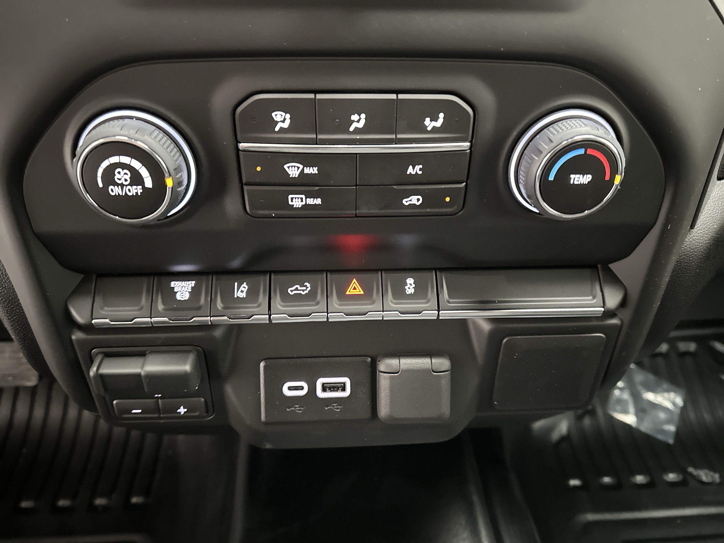 2026 Chevrolet Silverado 3500 HD Work Truck - Photo 32