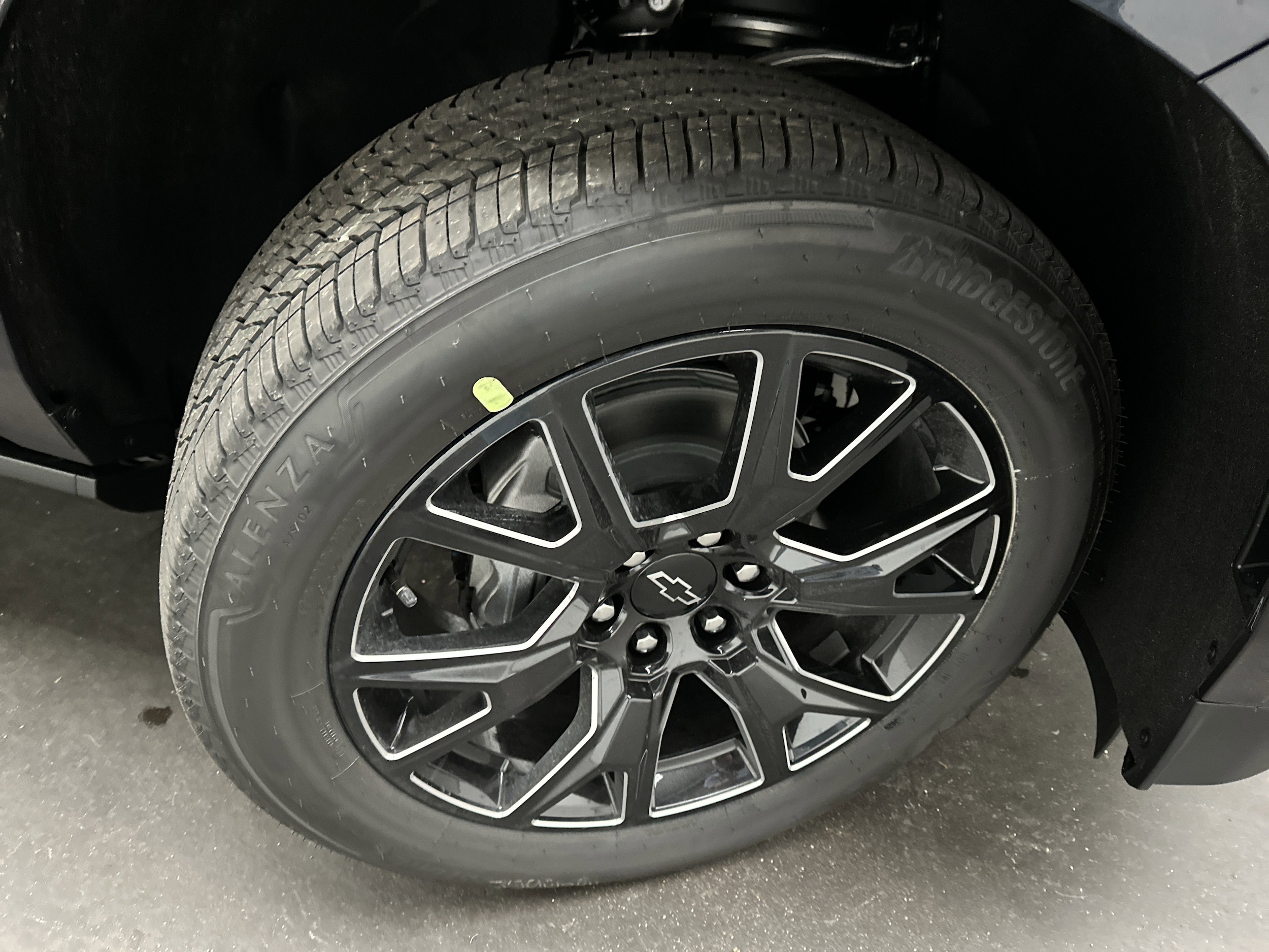 2026 Chevrolet Suburban High Country - Photo 12