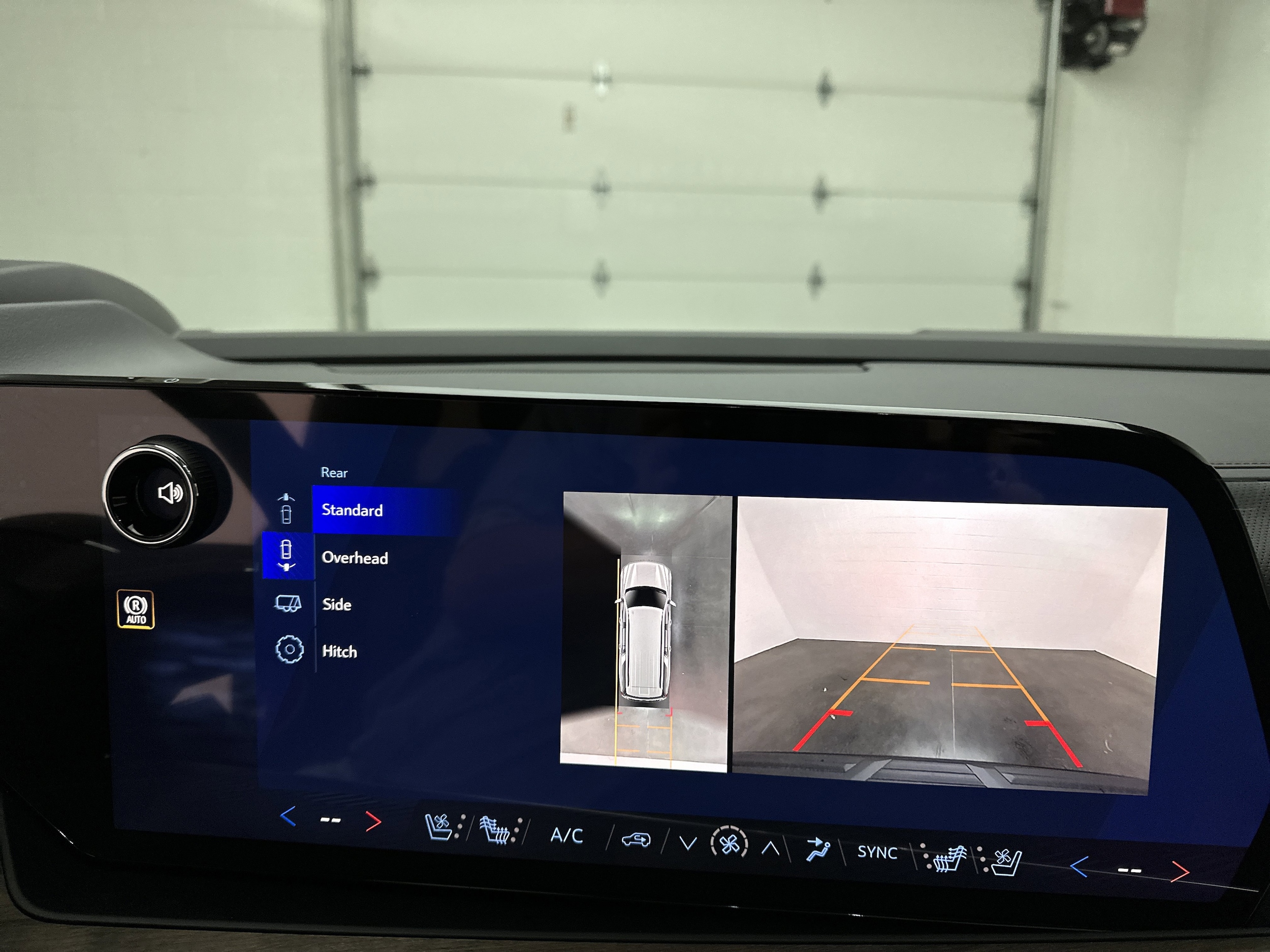 2026 Chevrolet Suburban High Country - Photo 39