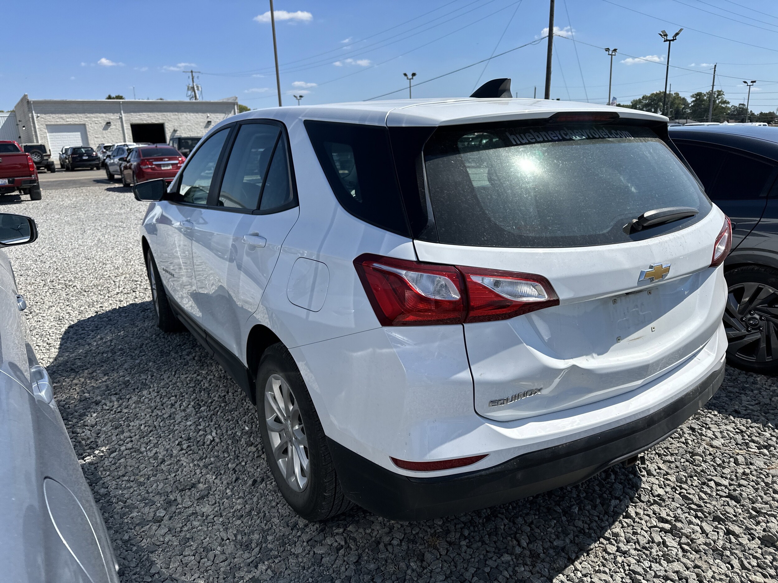 2020 Chevrolet Equinox LS photo 3