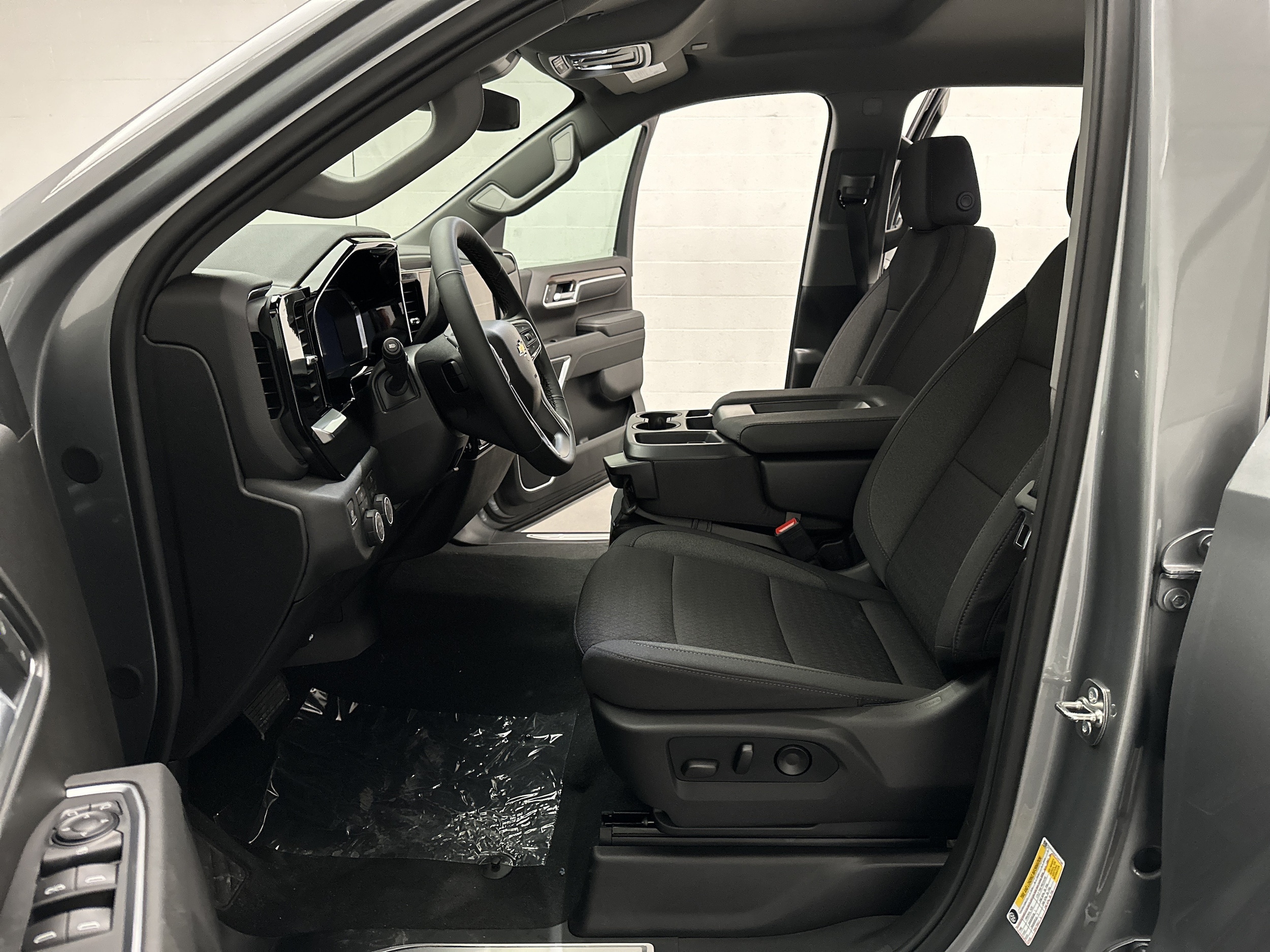 2026 Chevrolet Silverado 1500 LT - Photo 18